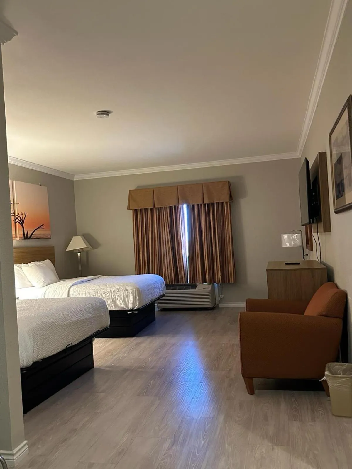 Queen Room with Two Queen Beds - Mobility Access/Non-Smoking in Days Inn by Wyndham Copperas Cove