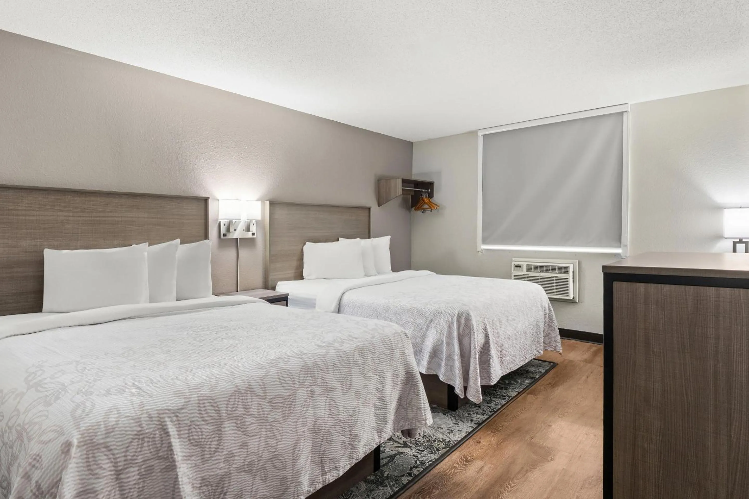 Deluxe Room with Two Queen Beds Smoke Free in Red Roof PLUS Belleville