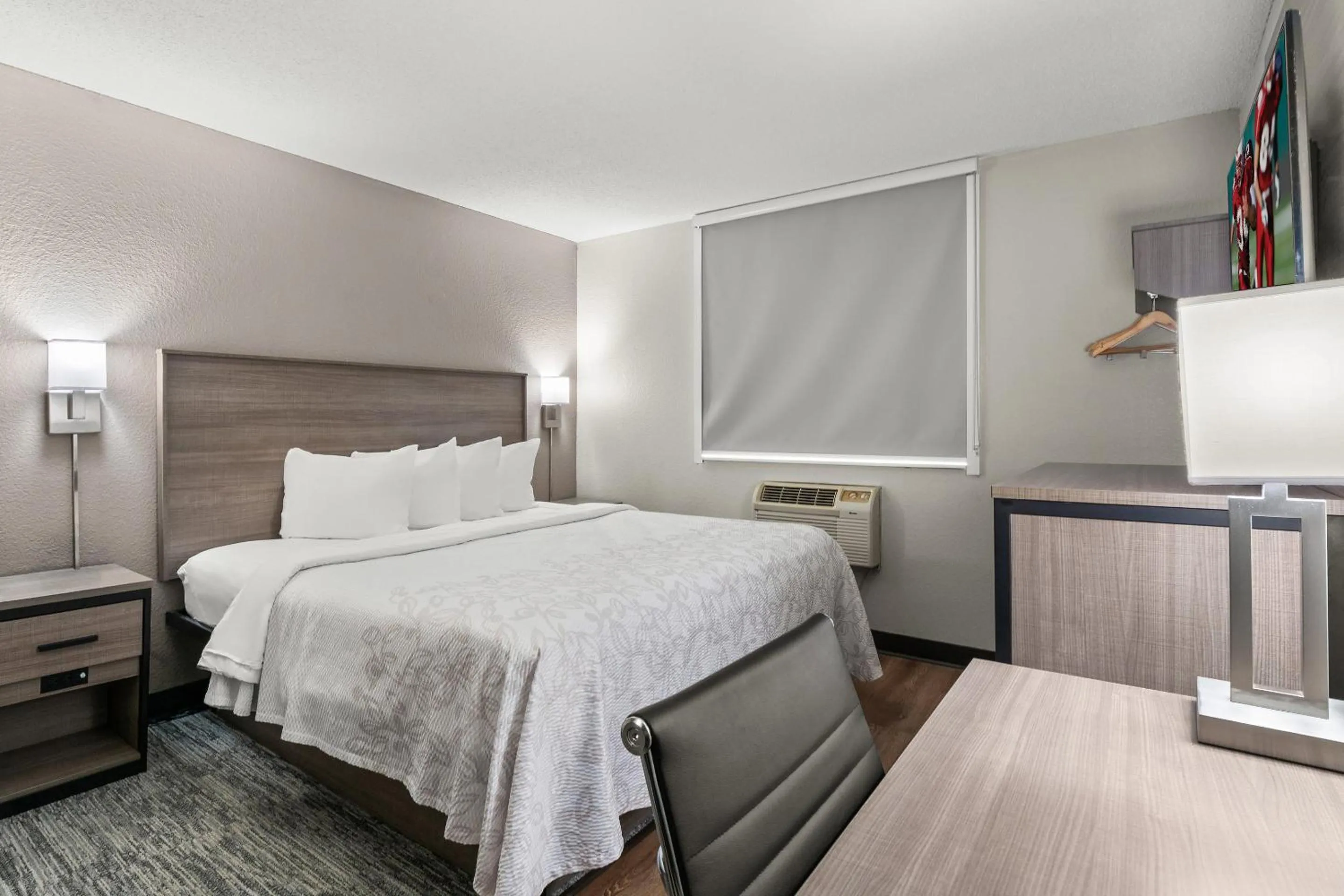 Standard King Room Disability Access Smoke Free  in Red Roof PLUS Belleville