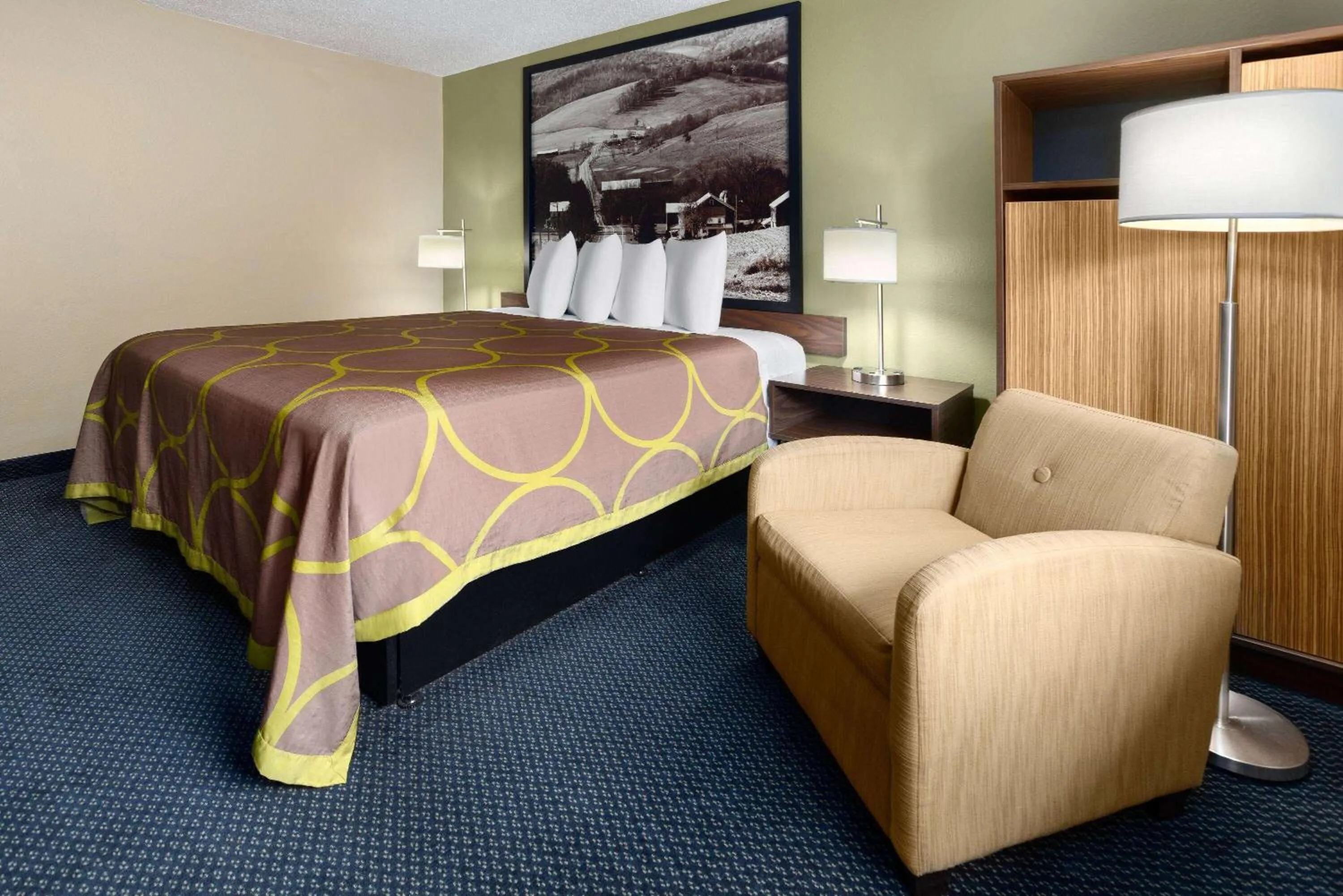 King Room - Non-Smoking in Super 8 by Wyndham St. Clairsville OH/Wheeling WV Area