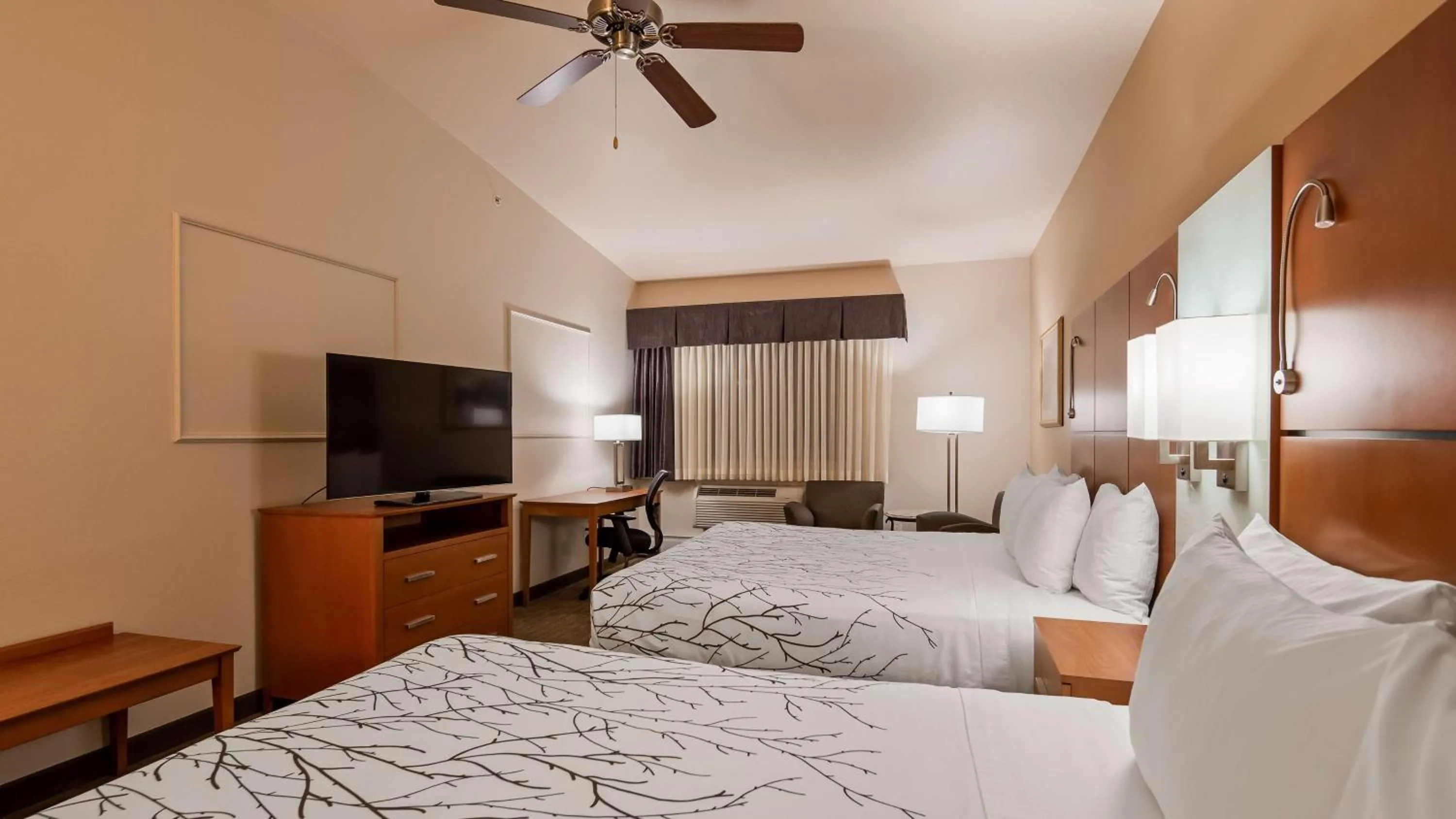 King Room with Two King Beds - Non-Smoking in Best Western Plus Silver Saddle Inn