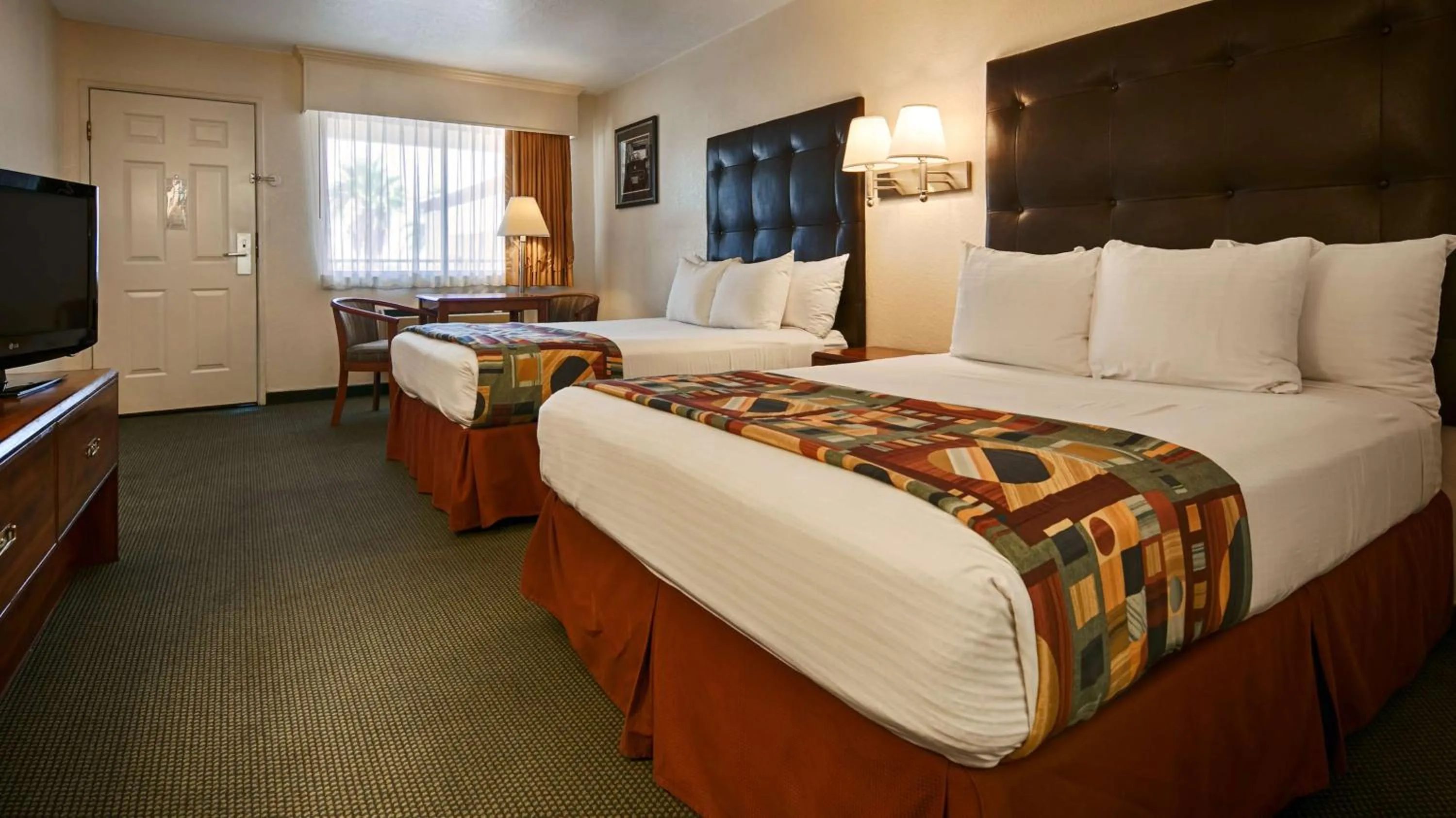 Queen Room with Two Queen Beds - Non-Smoking in Best Western Colorado River Inn