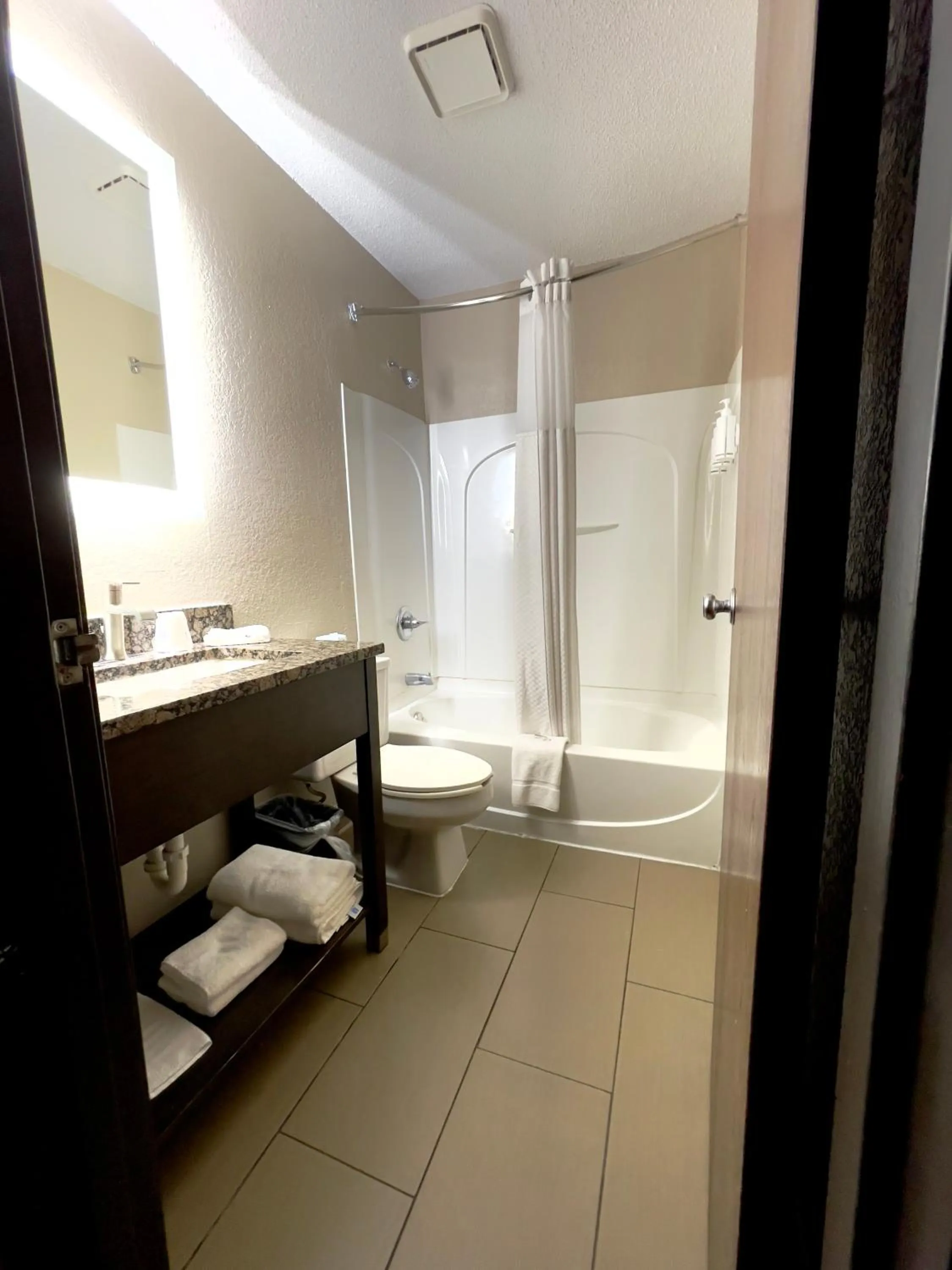 Queen Room - Non-Smoking in Super 8 by Wyndham Ithaca