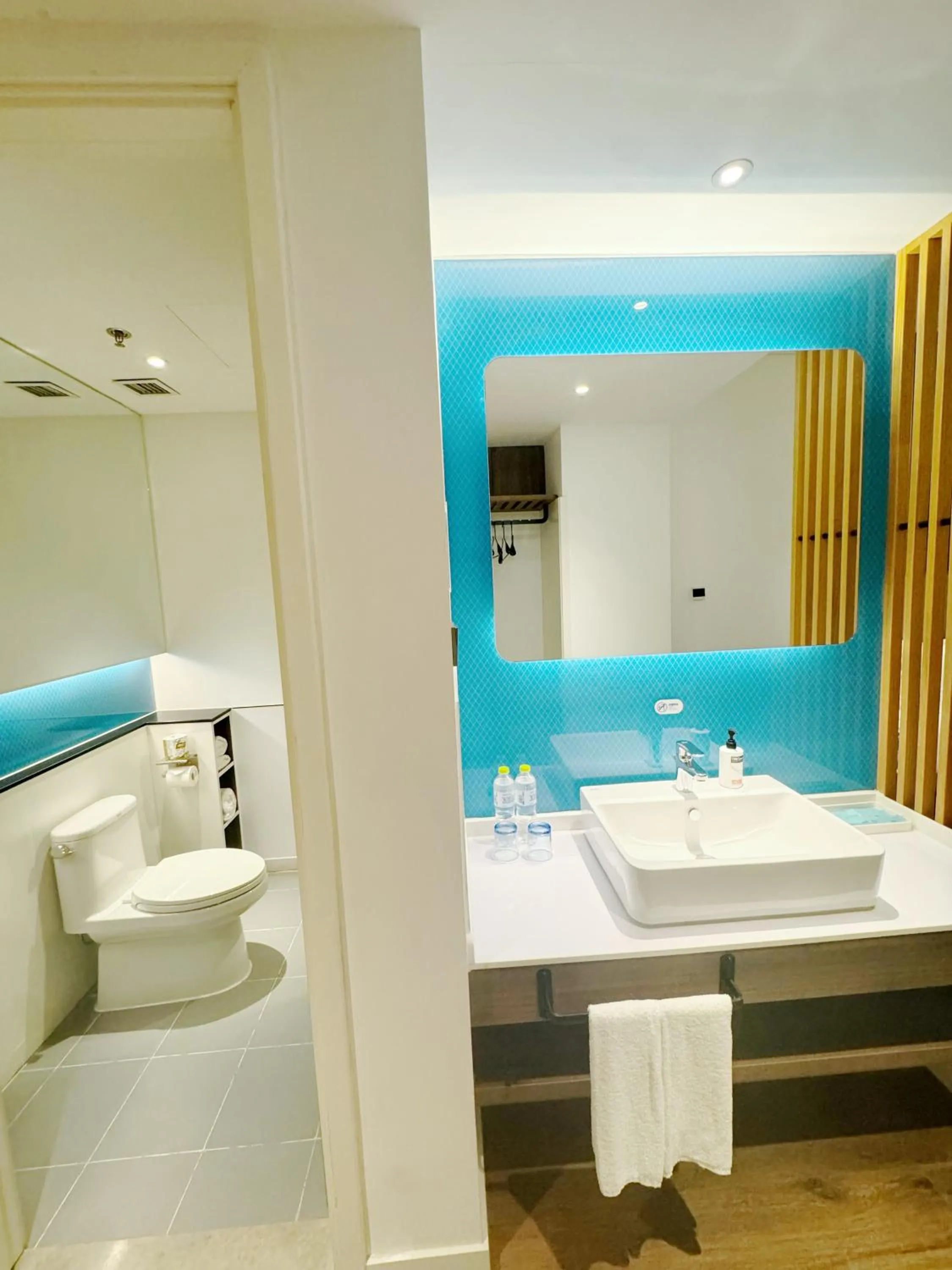 Superior King Room - Non-Smoking in Holiday Inn Express Qingdao Chengyang Central by IHG