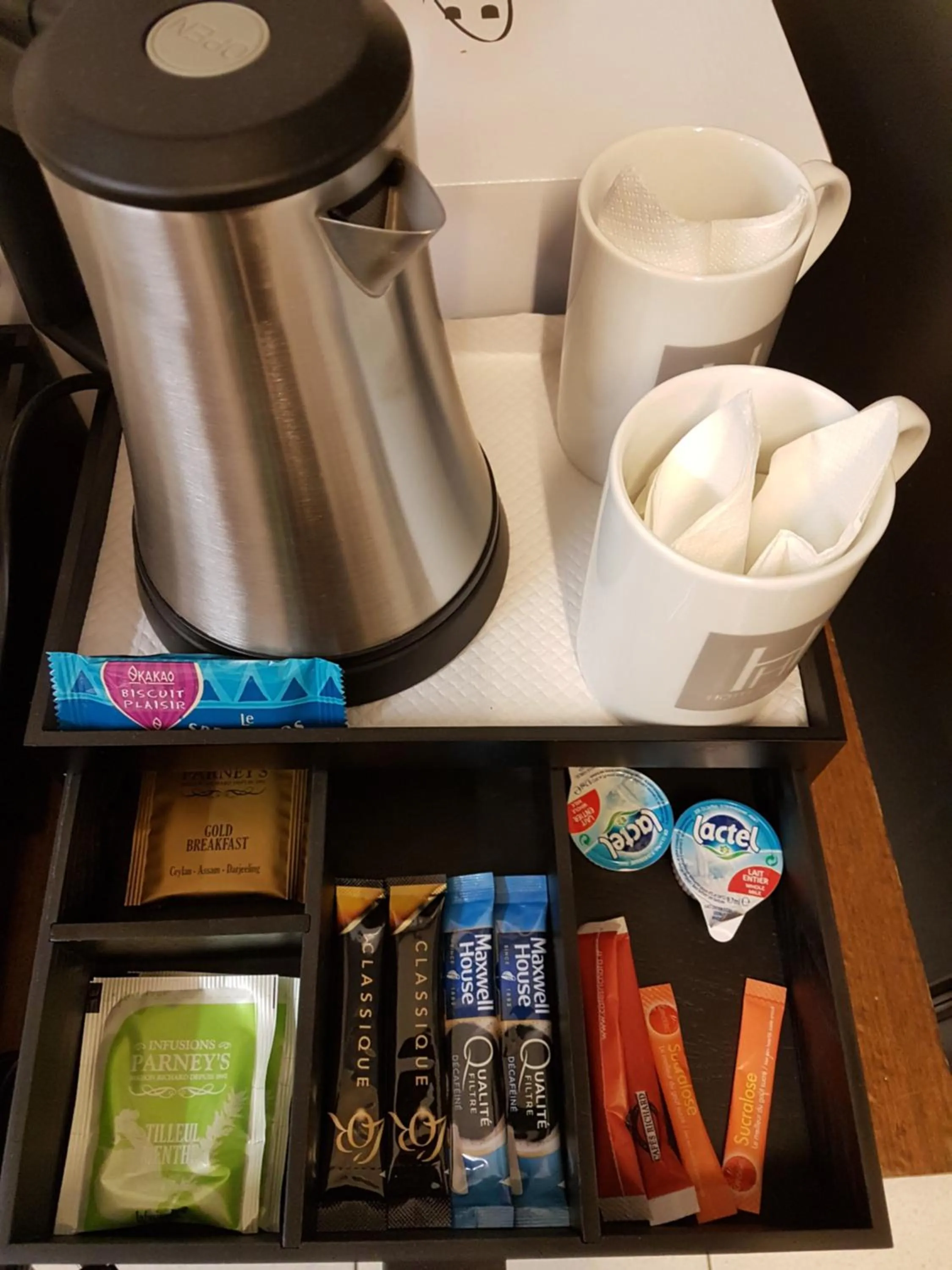 Deluxe Double Room Opera in Hôtel Harvey