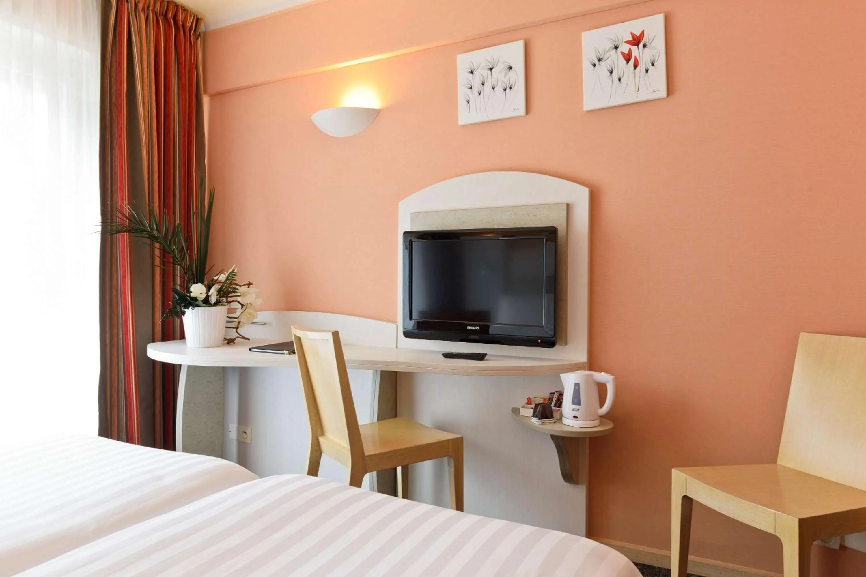 Comfort Twin Room in Best Western Astoria