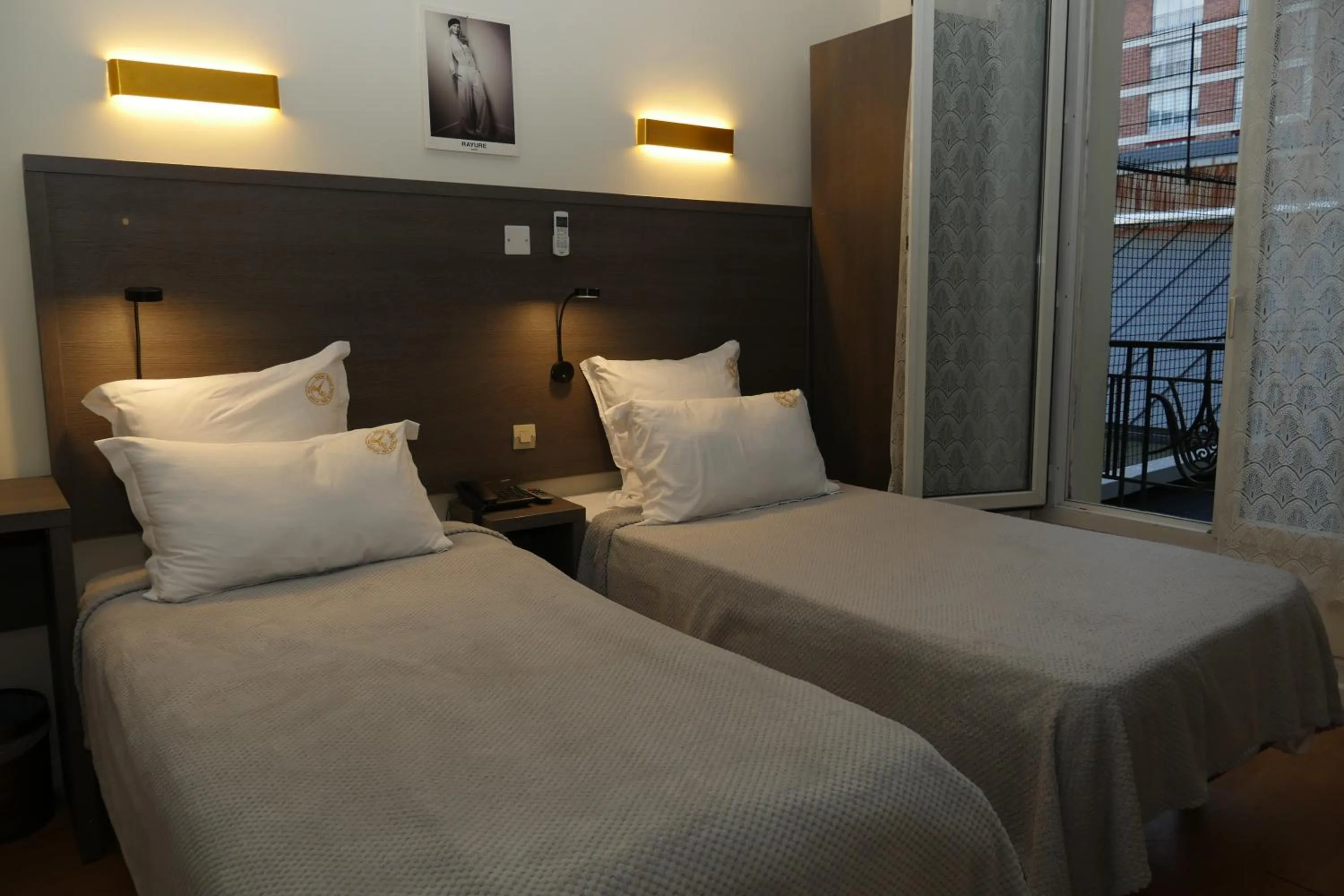 Twin Room in Hotel Novex Paris