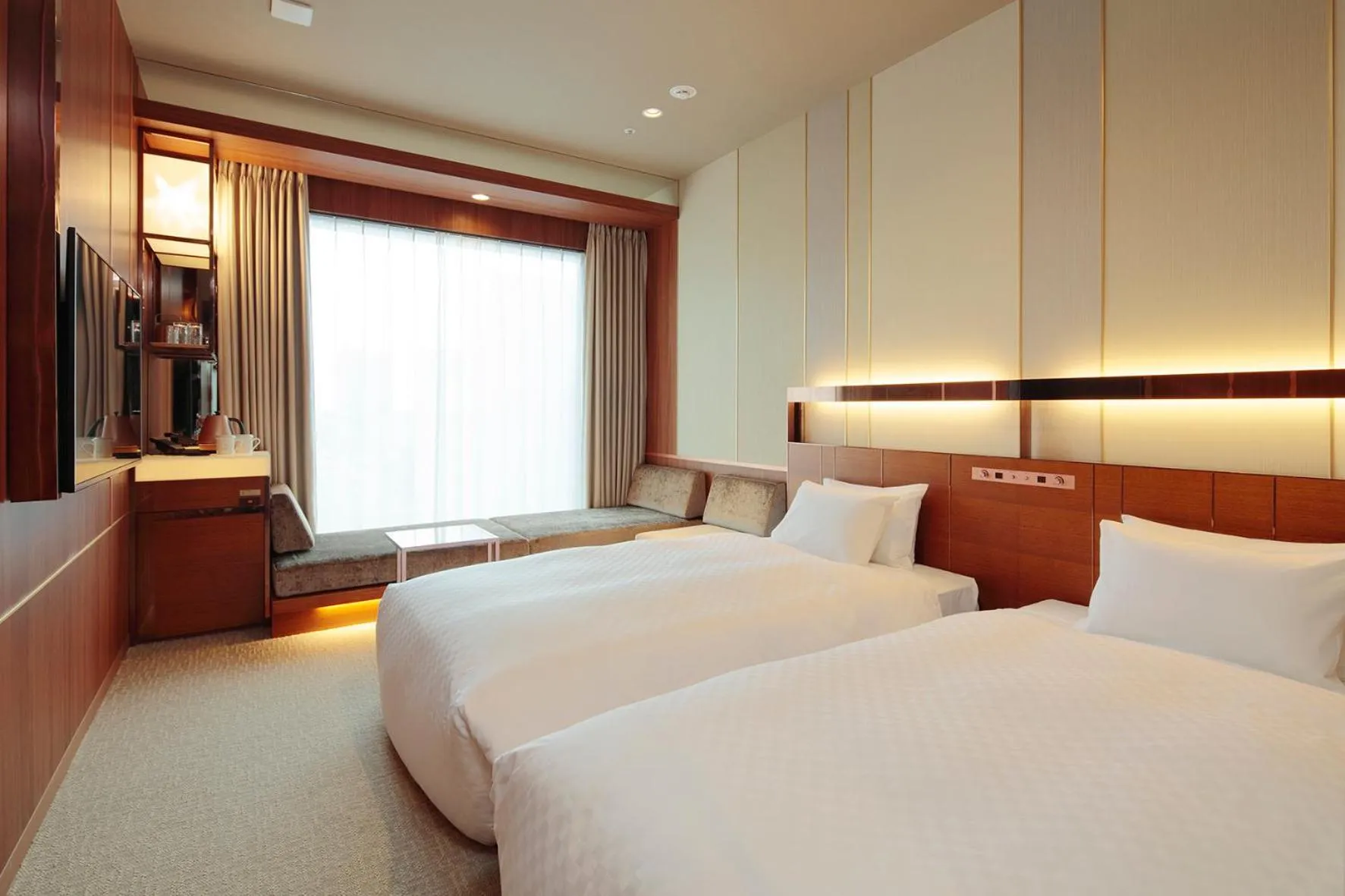 Standard Twin Room with Sofa Bed in Candeo Hotels Omiya