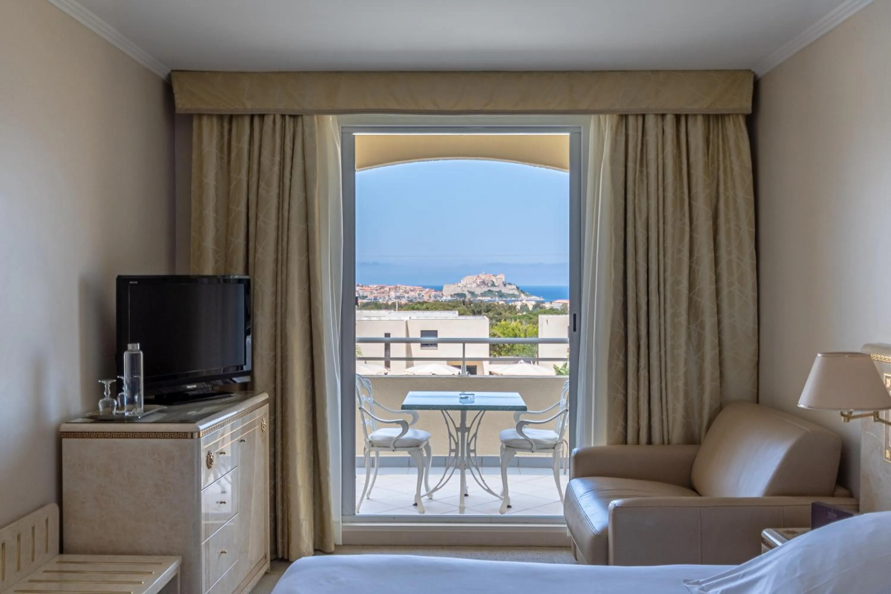 Deluxe Room with Panoramic Sea View in Hotel Corsica & Spa Serena