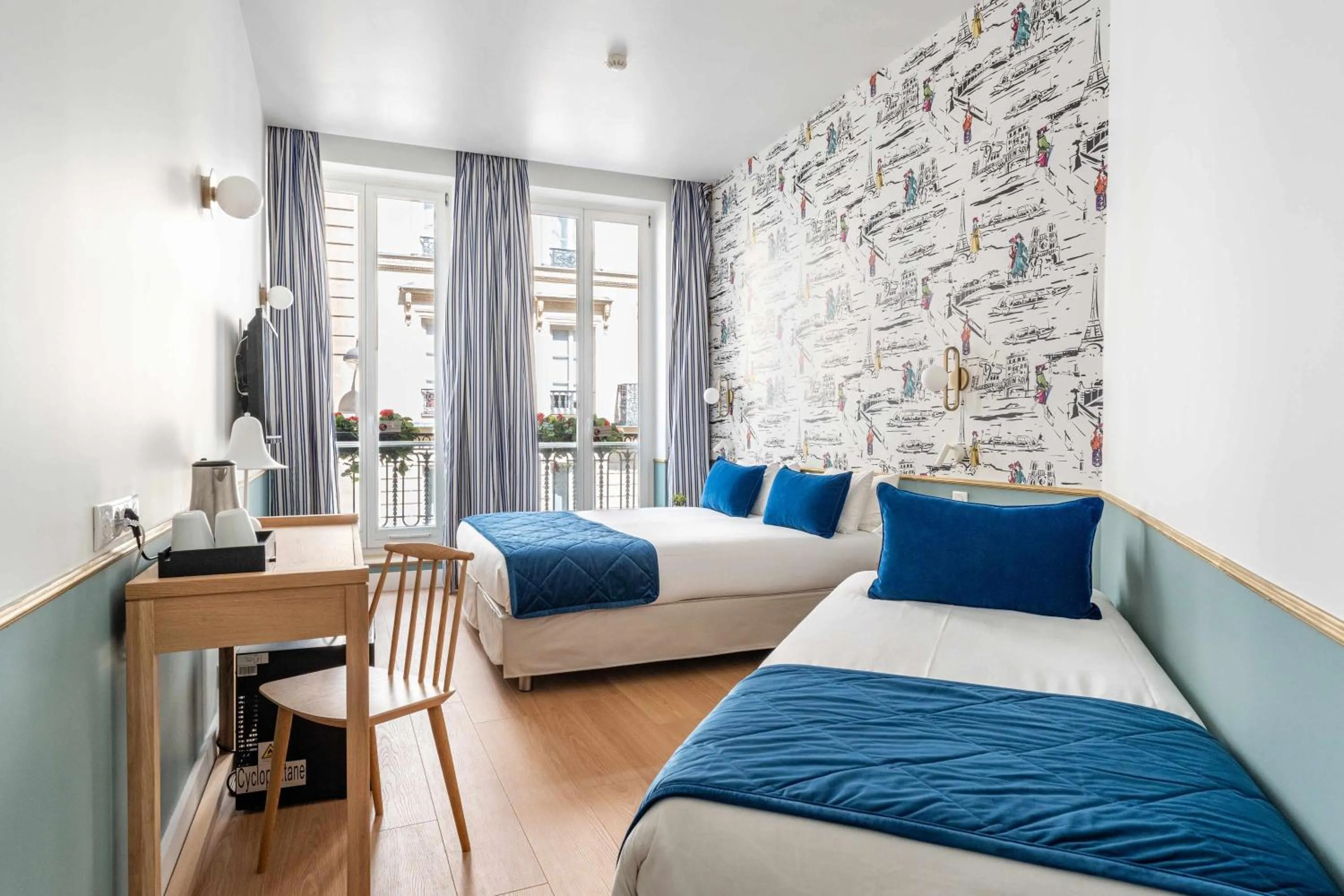 Standard Triple Room in Hotel Acadia - Astotel