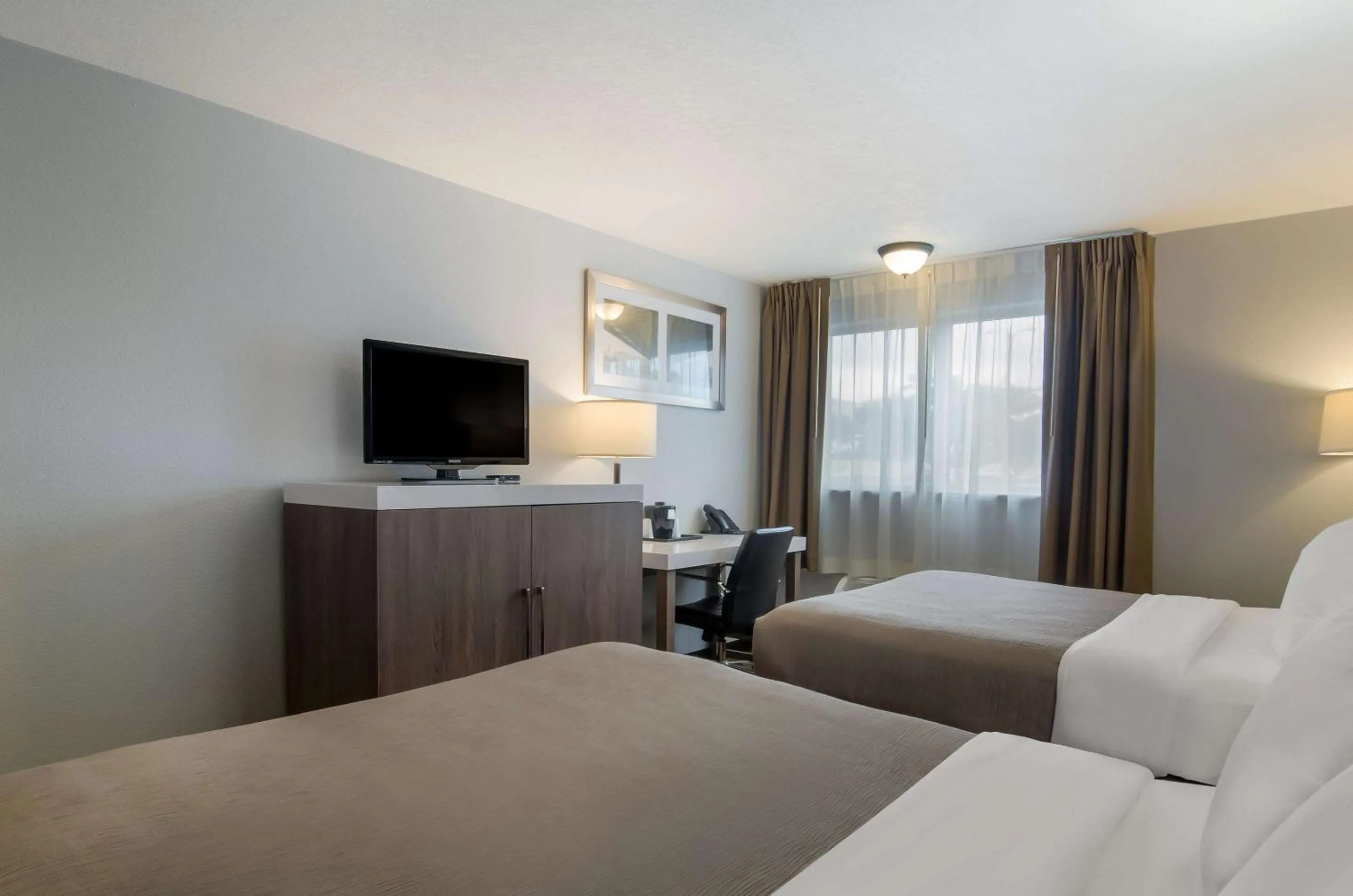 Queen Room with Two Queen Beds - Accessible/Non-Smoking  in Quality Inn & Suites Silverdale Bangor-Keyport