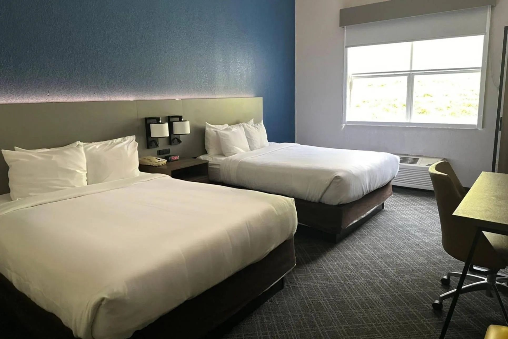 Queen Room with Two Queen Beds - Non-Smoking in Comfort Inn & Suites Calhoun South
