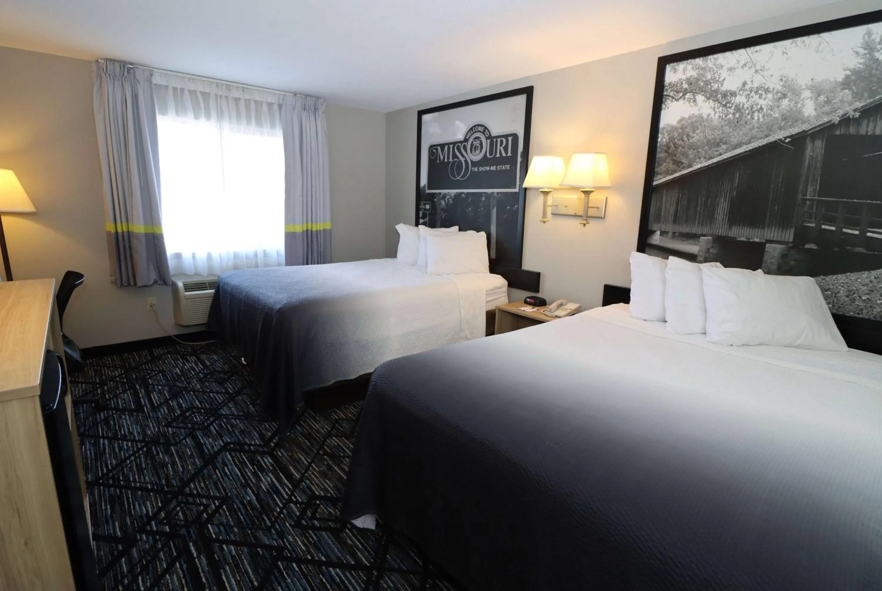 Queen Room with Two Queen Beds - Non-Smoking in Super 8 by Wyndham Perryville