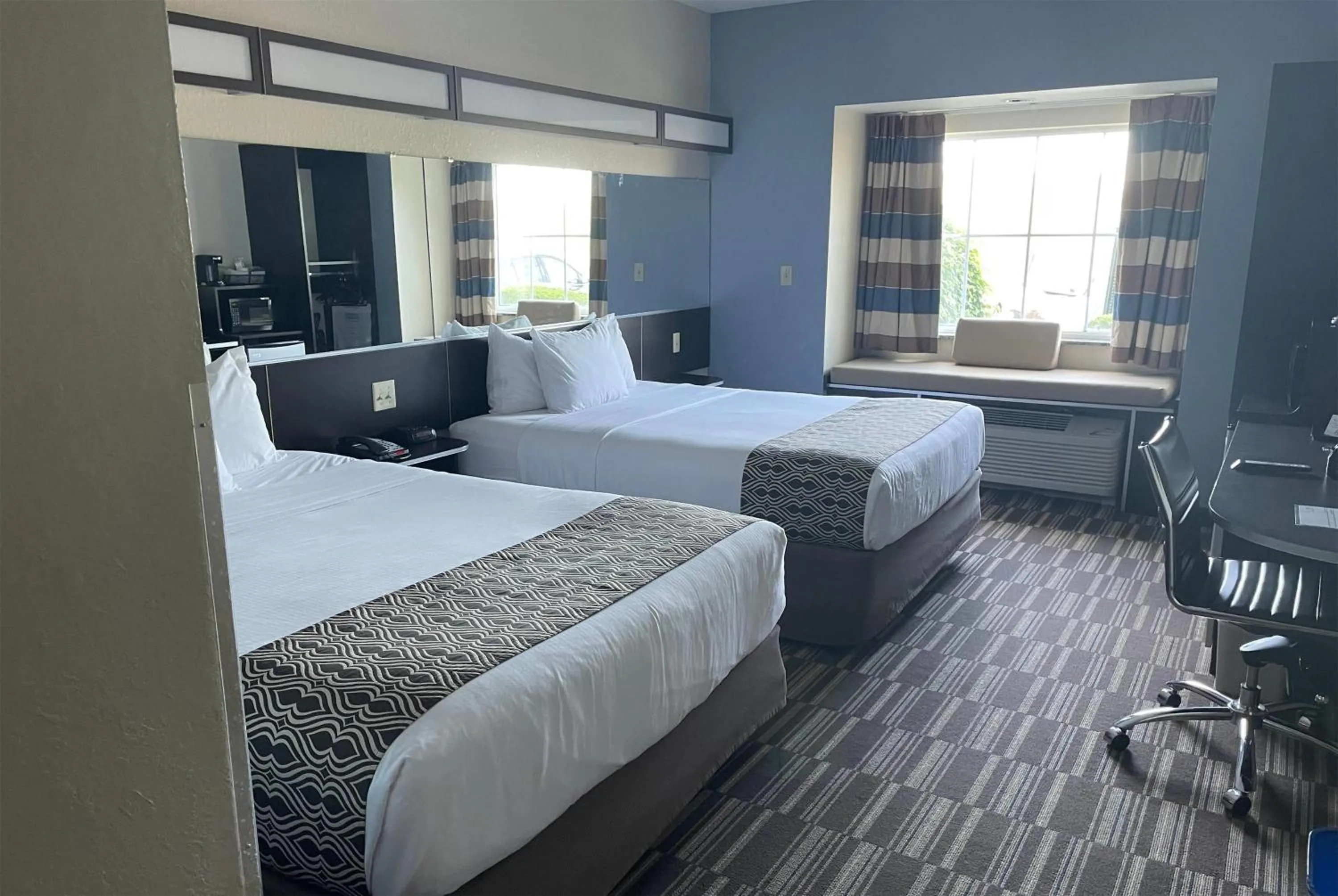 Queen Room with Two Queen Beds - Disability Access/Non-Smoking in Microtel Inn & Suites by Wyndham Waynesburg