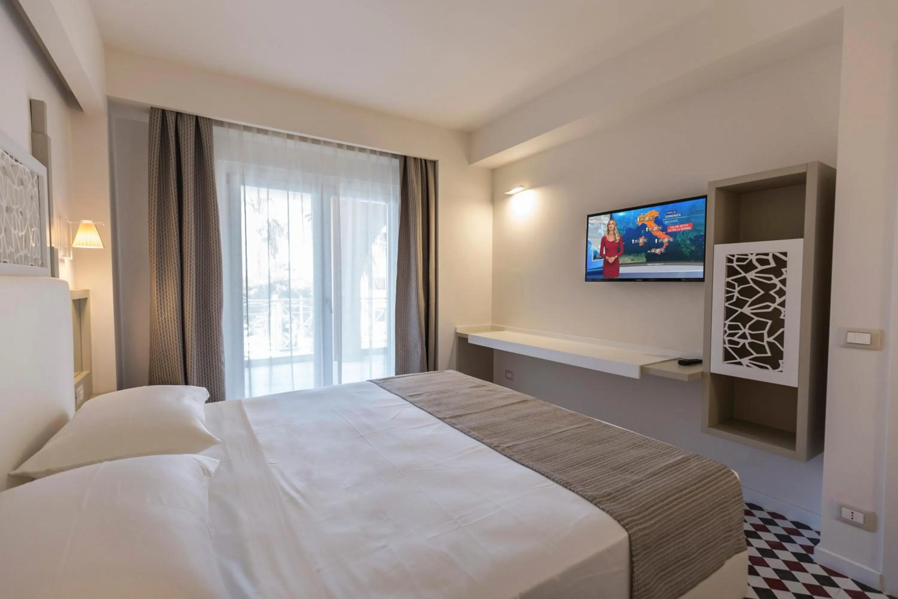 Double or Twin Room with Balcony in Suite Hotel L'Oasi di Riaci