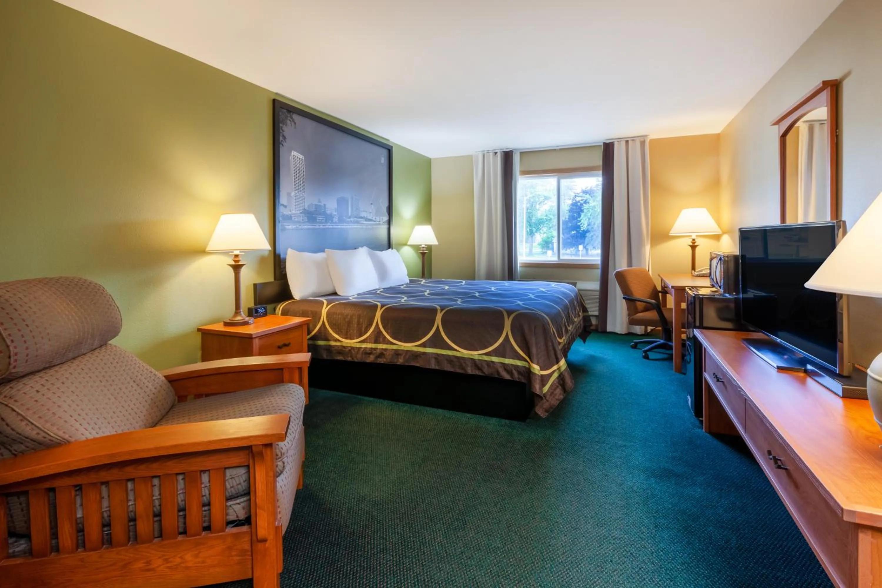 King Room - Non-Smoking in Super 8 by Wyndham Berlin WI