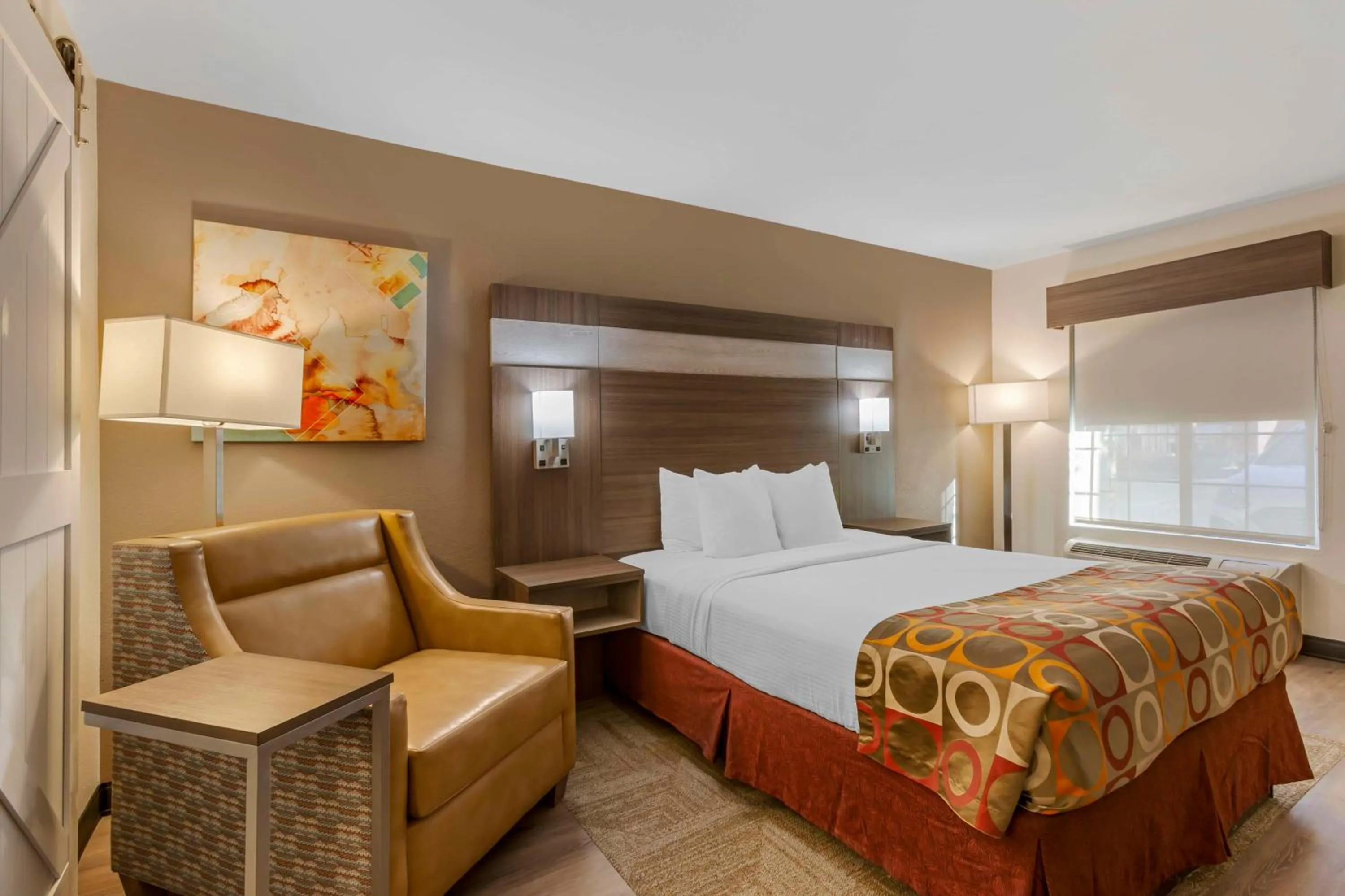 Queen Room - Disability Access in Best Western Desert Inn