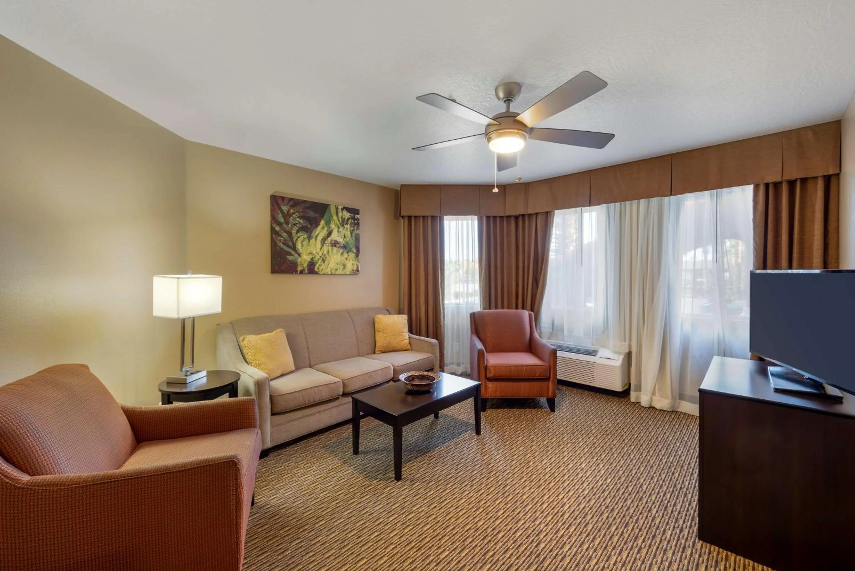King Suite - Non-Smoking in Best Western Mesquite Inn