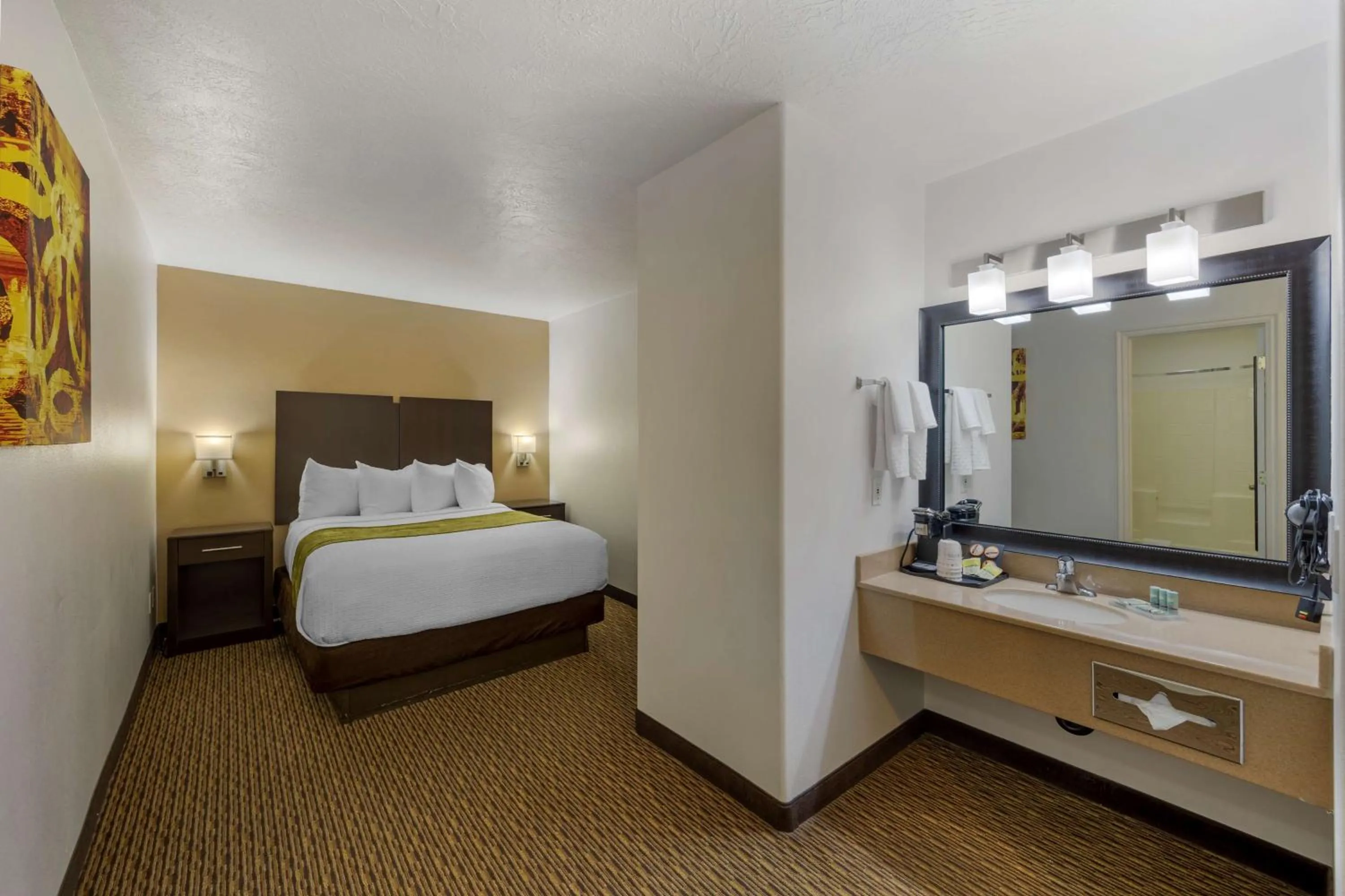 Queen Room - Non-Smoking in Best Western Mesquite Inn