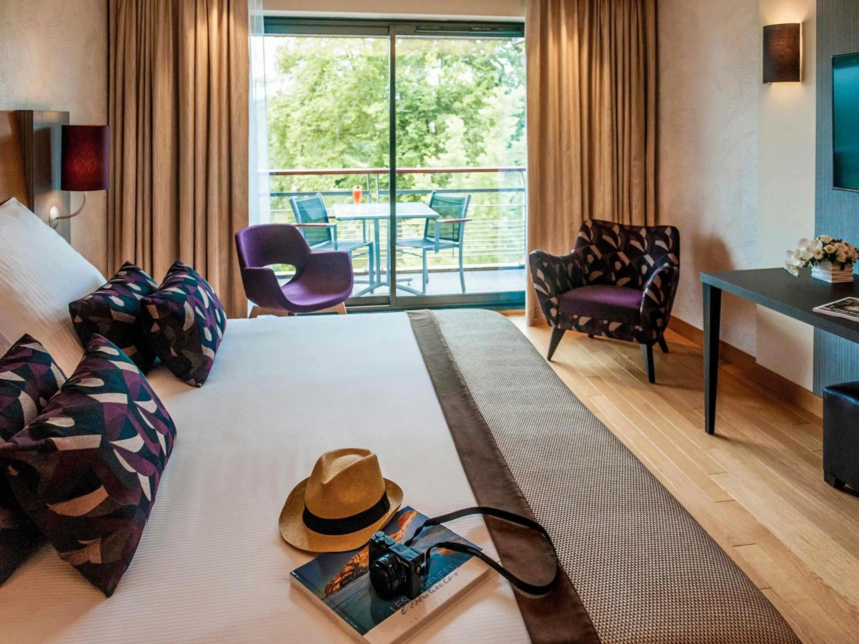 Superior King Room in Parc Beaumont Hôtel & Spa Pau - MGallery Collection