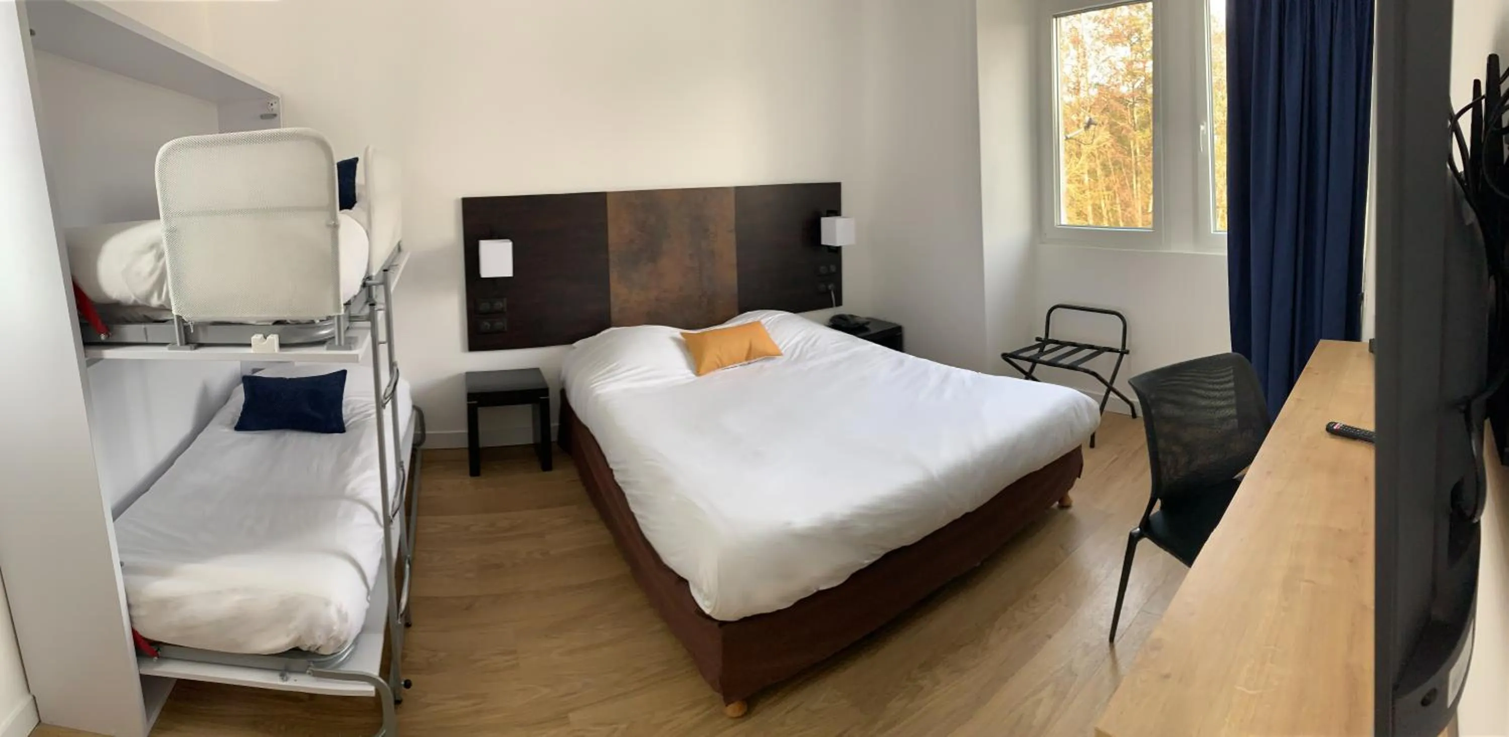 Family Room in Hotel Abbaye du Golf de Lésigny