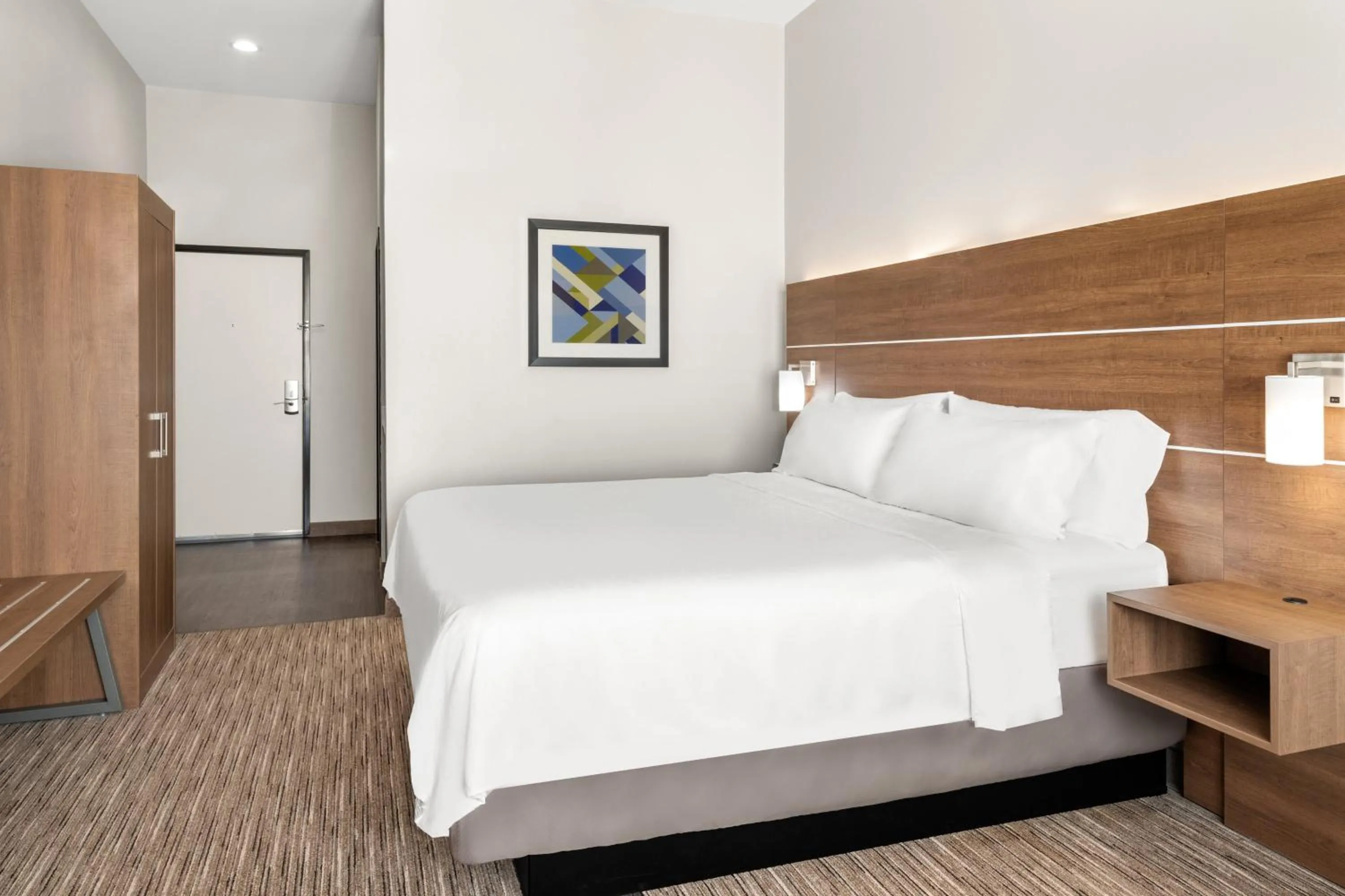 Standard King Room in Holiday Inn Express & Suites Graham by IHG