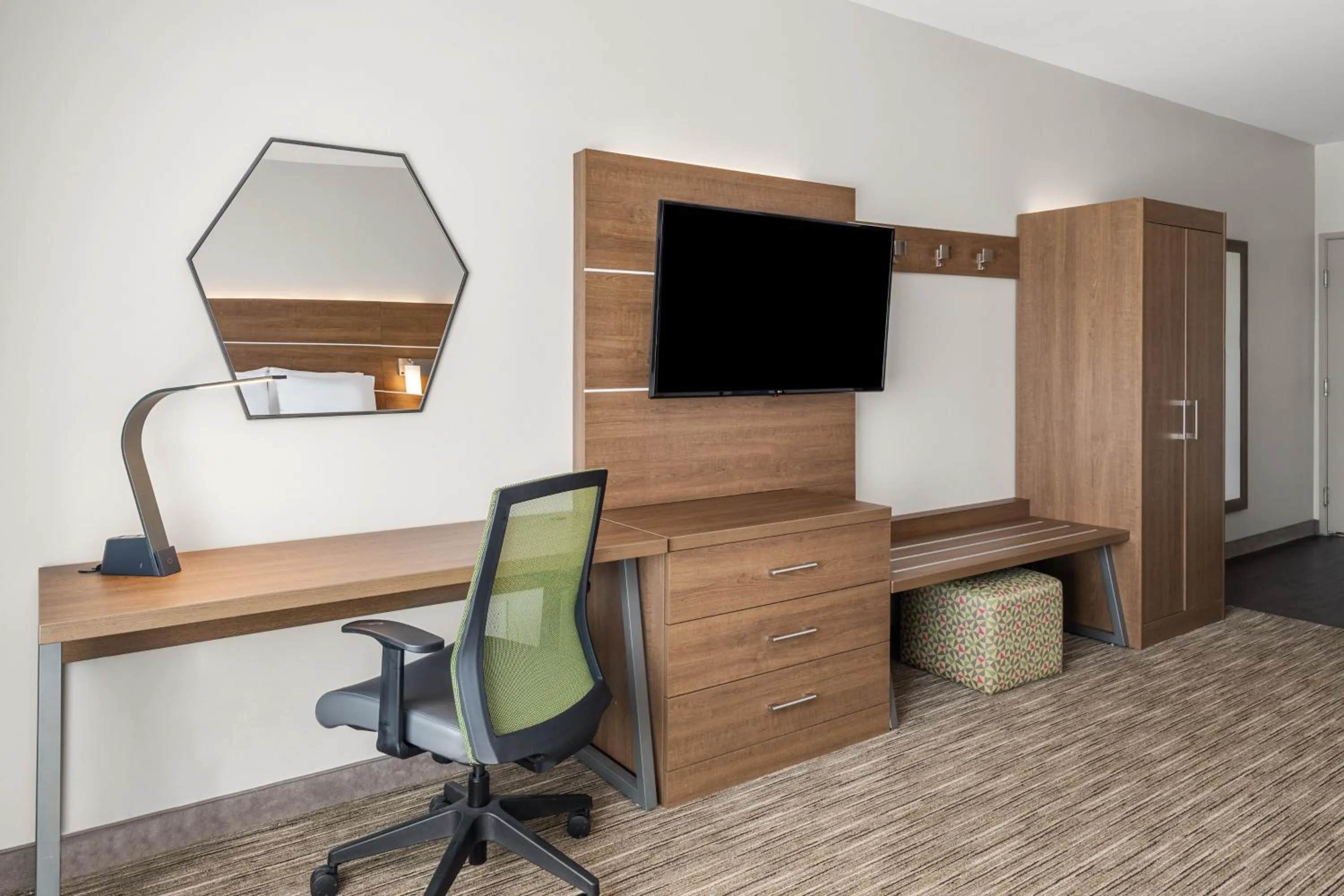 Standard Queen Room with Two Queen Beds in Holiday Inn Express & Suites Graham by IHG