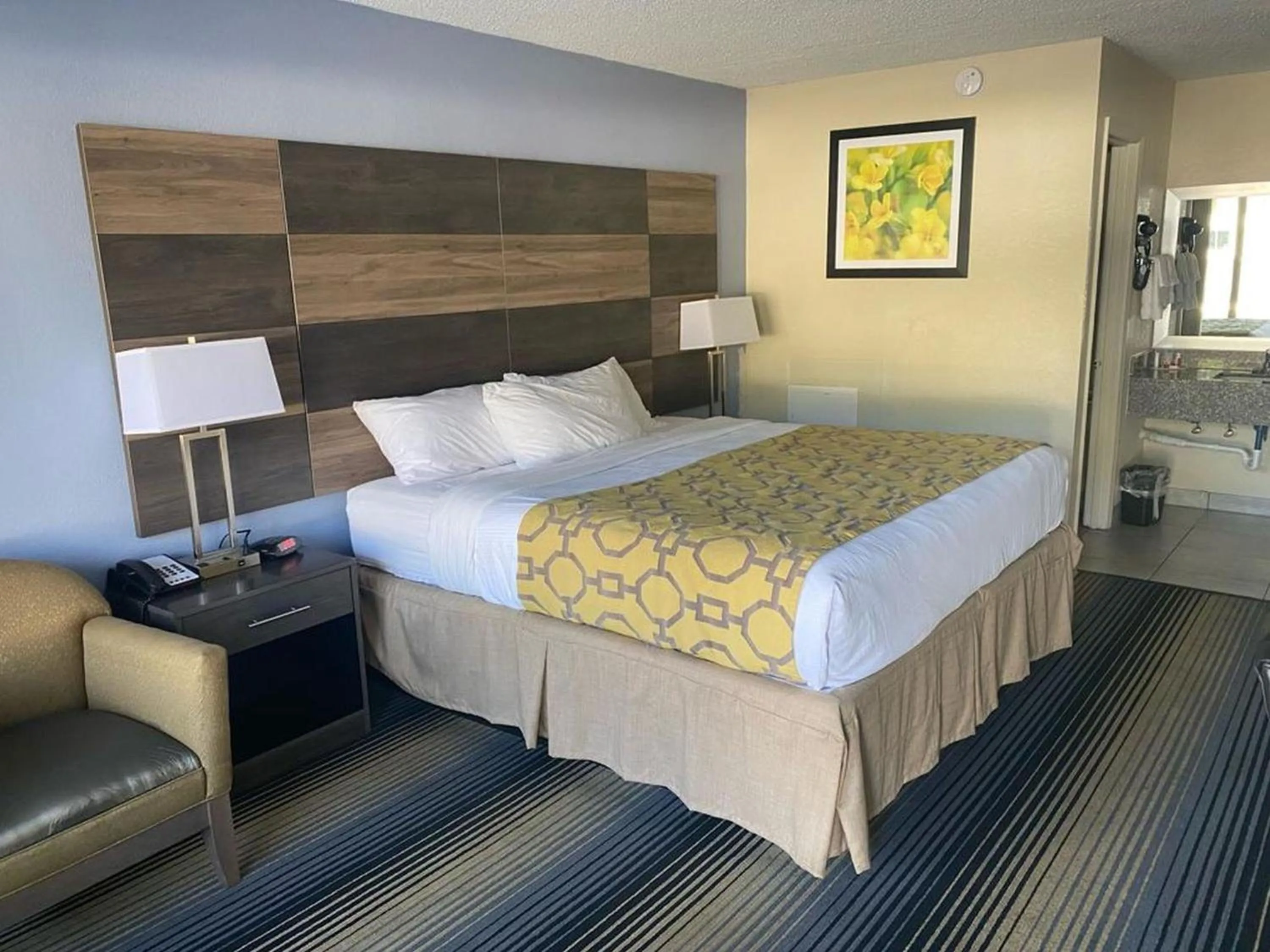 King Room - Mobility Access/Non-Smoking in Baymont by Wyndham Cheraw