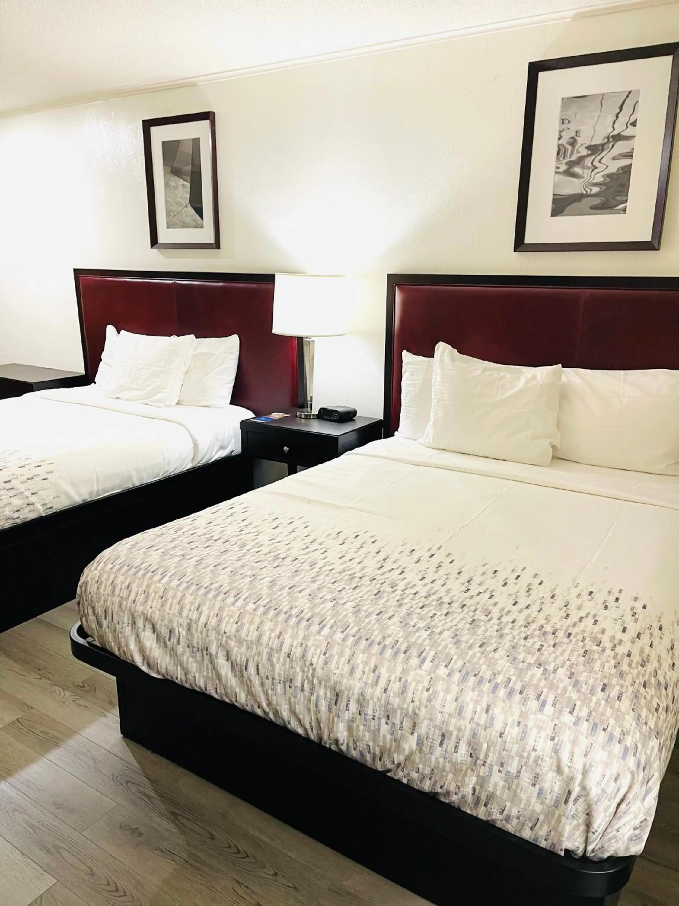 Queen Room with Two Queen Beds - Non-Smoking in Baymont by Wyndham El Dorado