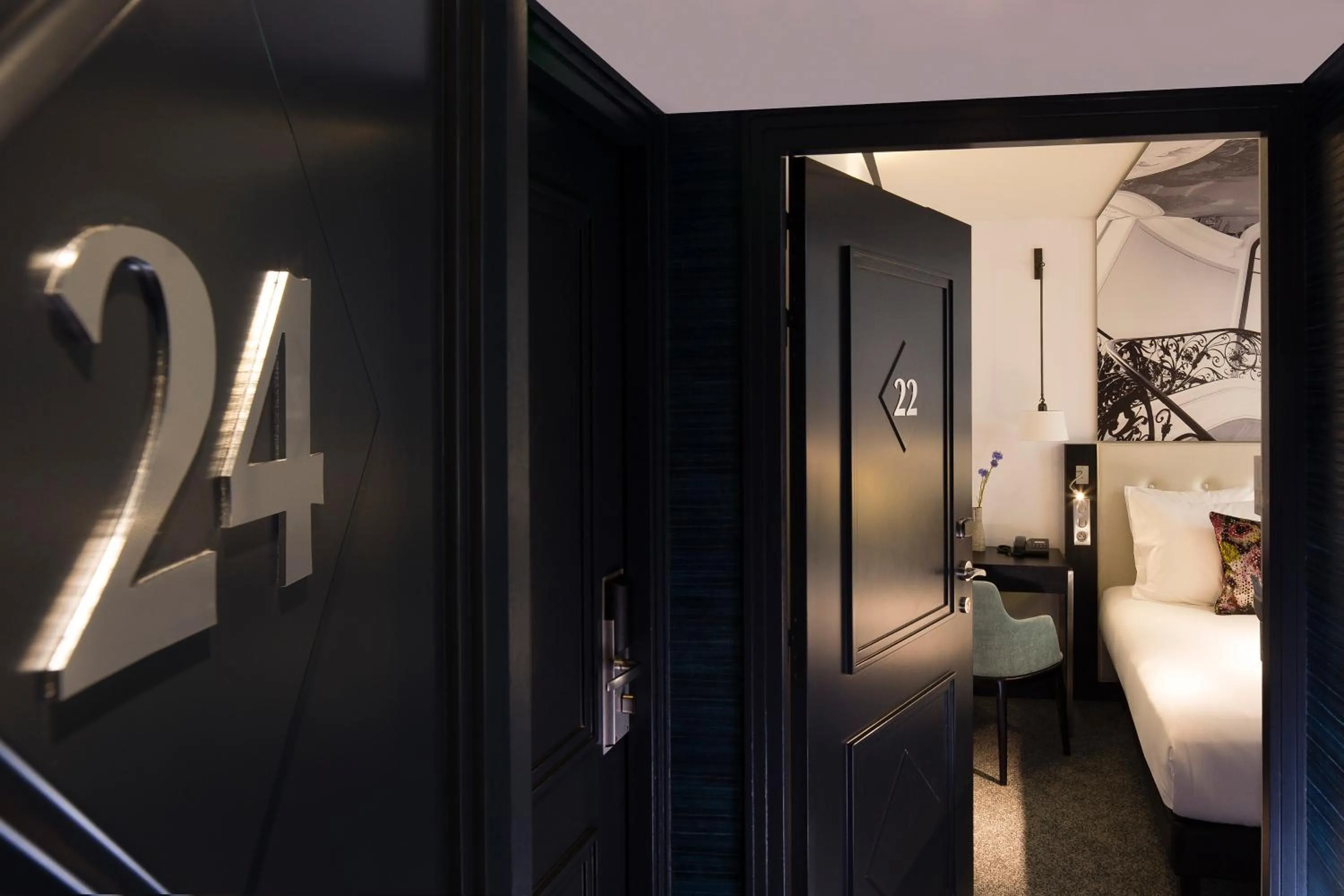 Family Suite with two connecting rooms in Hôtel Gustave