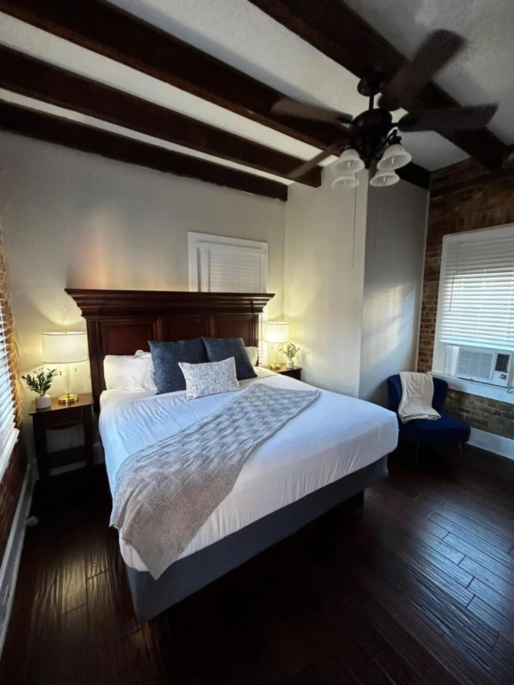 Superior King Room in Hotel St. Pierre French Quarter