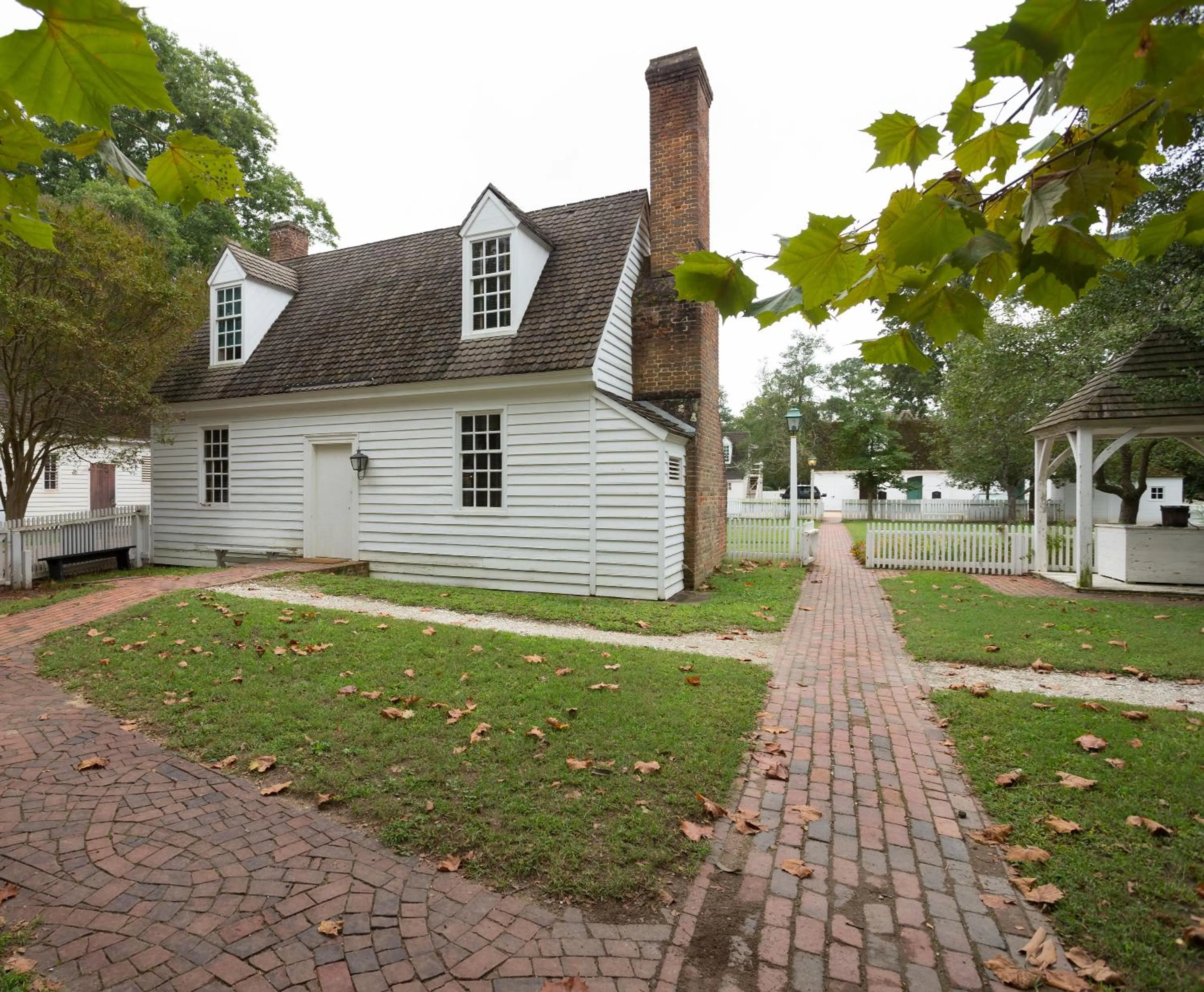 Deluxe Two-Bedroom Colonial House  with the Garden View  in Colonial Houses, an official Colonial Williamsburg Hotel