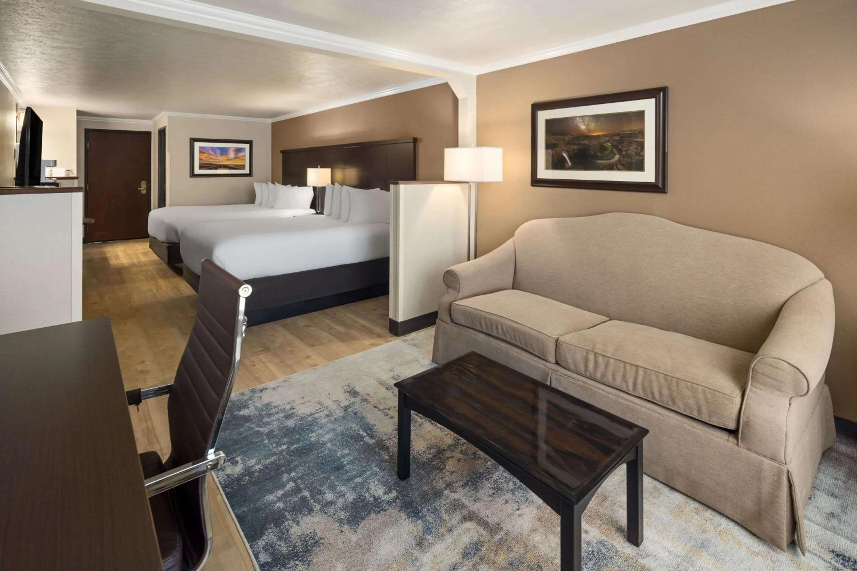 Family Studio Suite with Two Queen Beds - Non-Smoking in Ramada by Wyndham Moses Lake