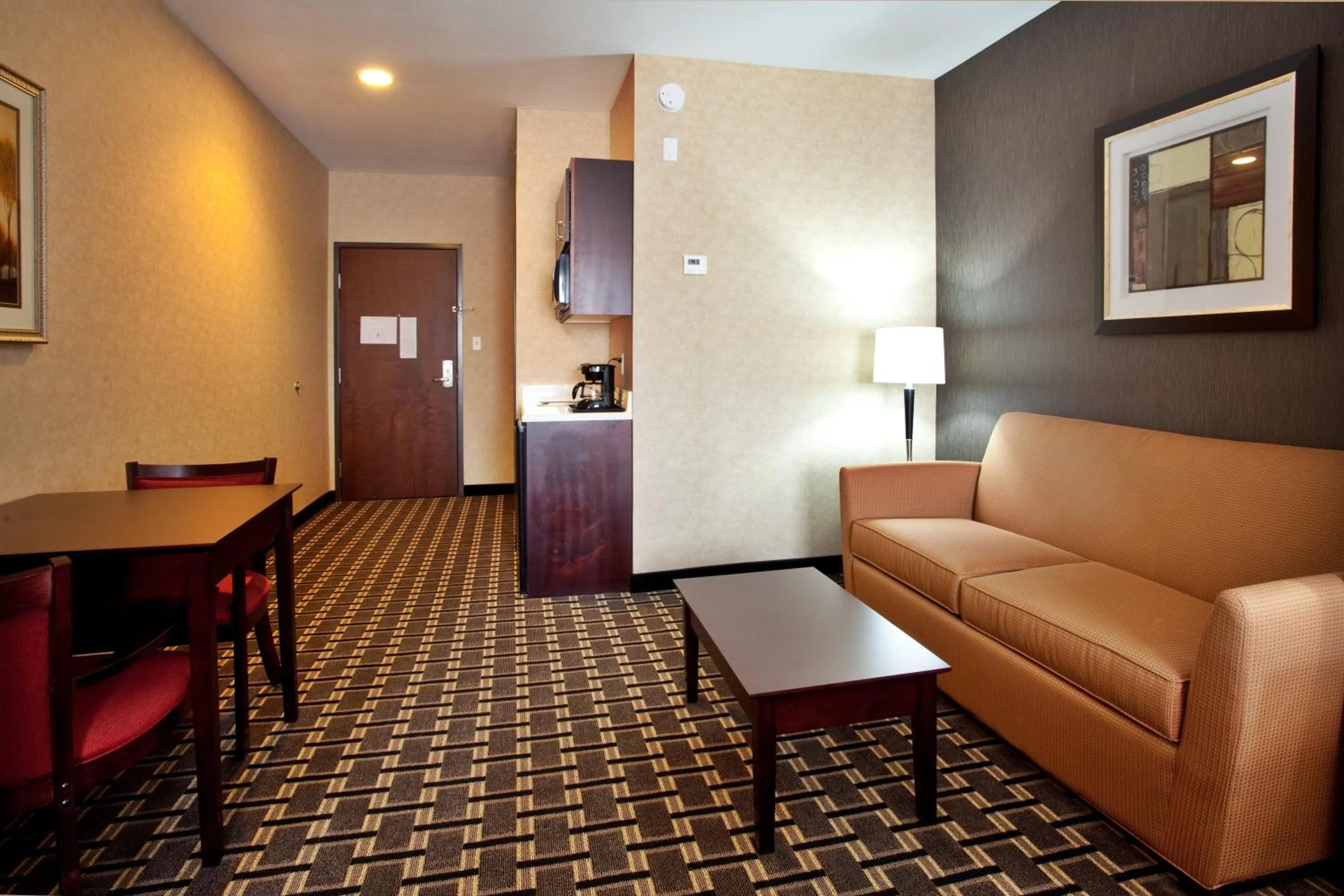 One-Bedroom King Suite in Holiday Inn Express Amite by IHG