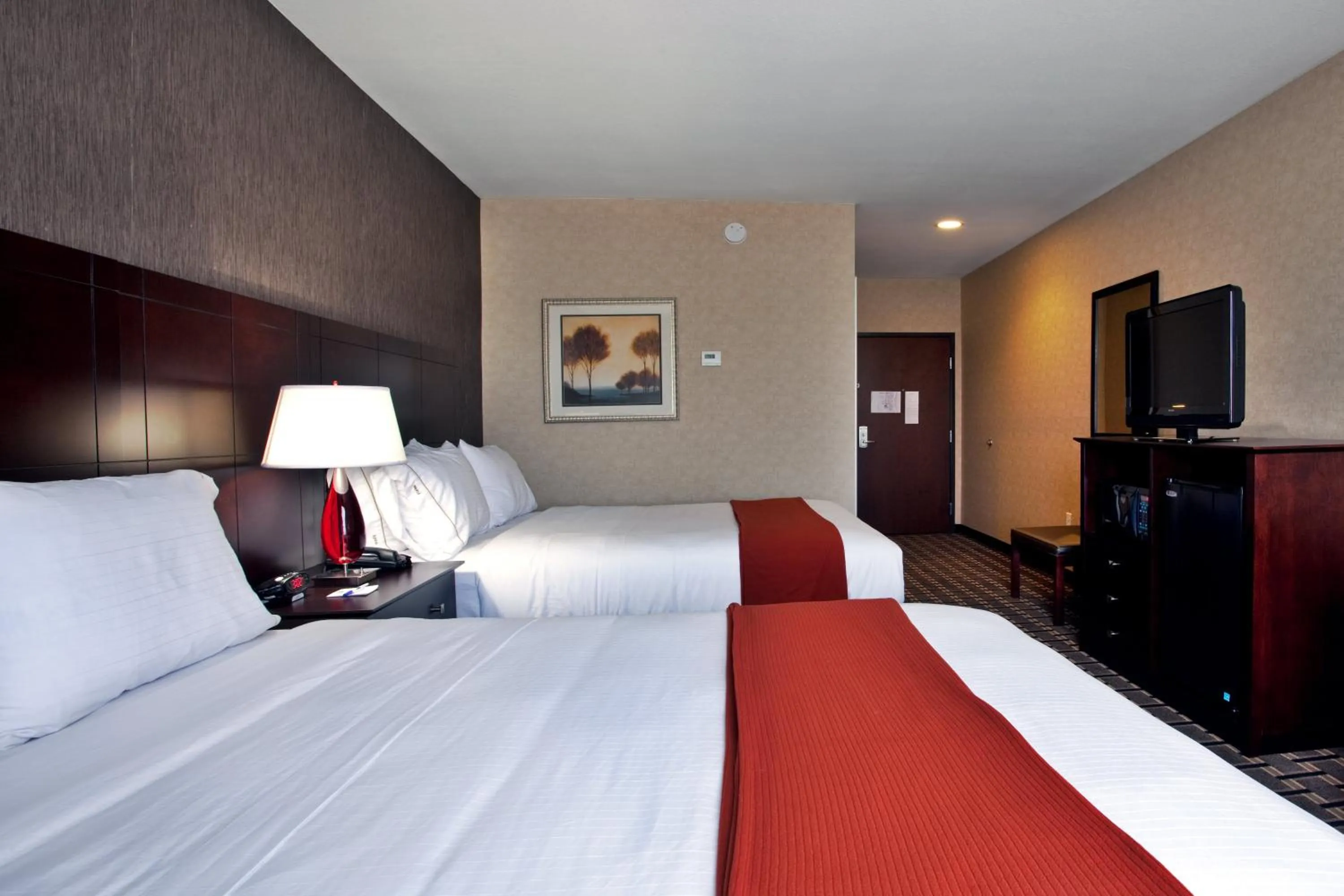 Standard Queen Room with Two Queen Beds in Holiday Inn Express Amite by IHG