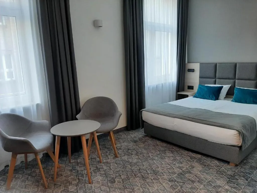 Pokój typu Deluxe z łóżkiem typu king size - 4 gwiazdki in Korona Gold - Korona Hotel Wrocław
