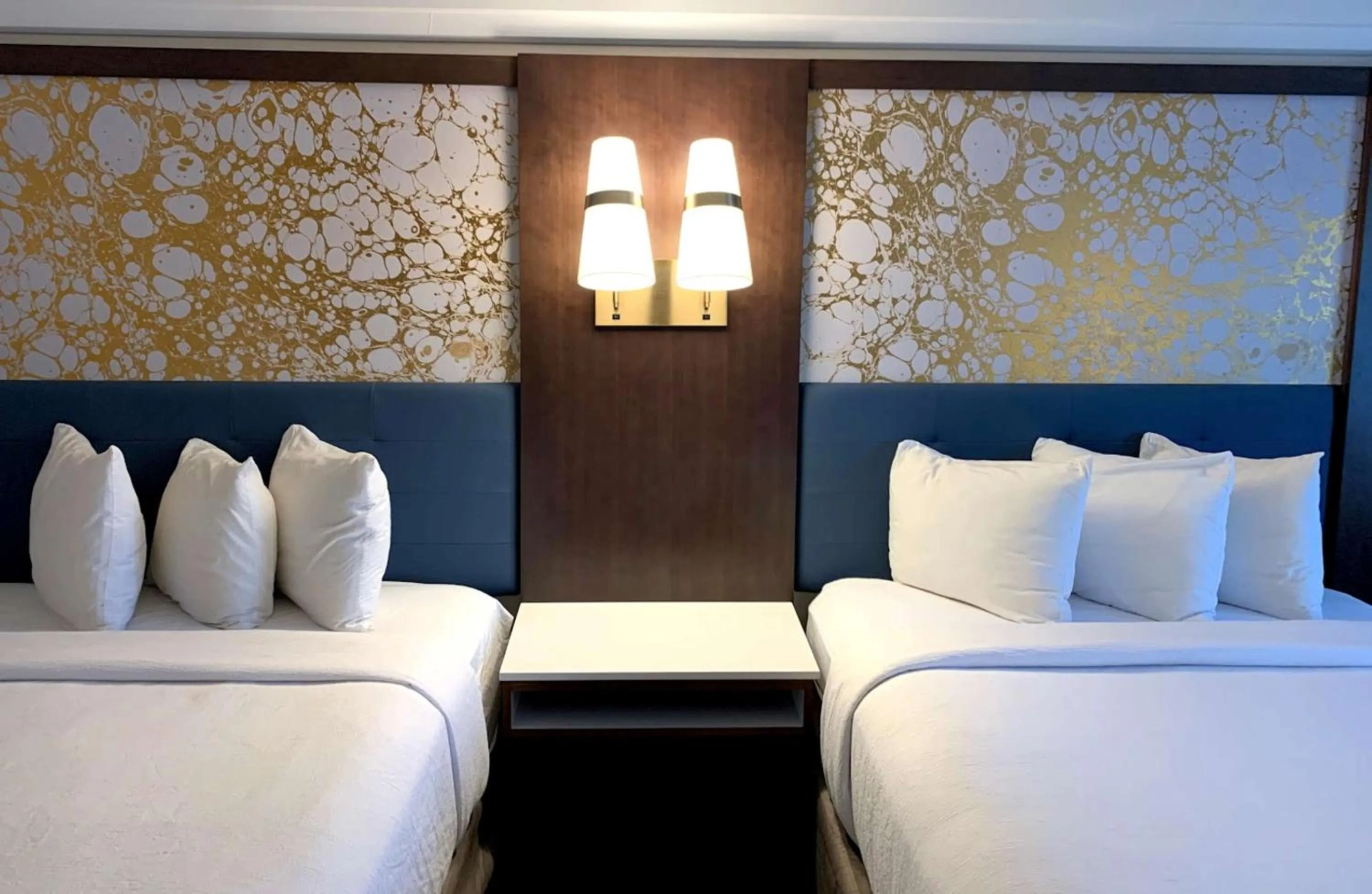 Queen Suite with Two Queen Beds - Non-Smoking in The Hub Murray Hill, BW Premier Collection