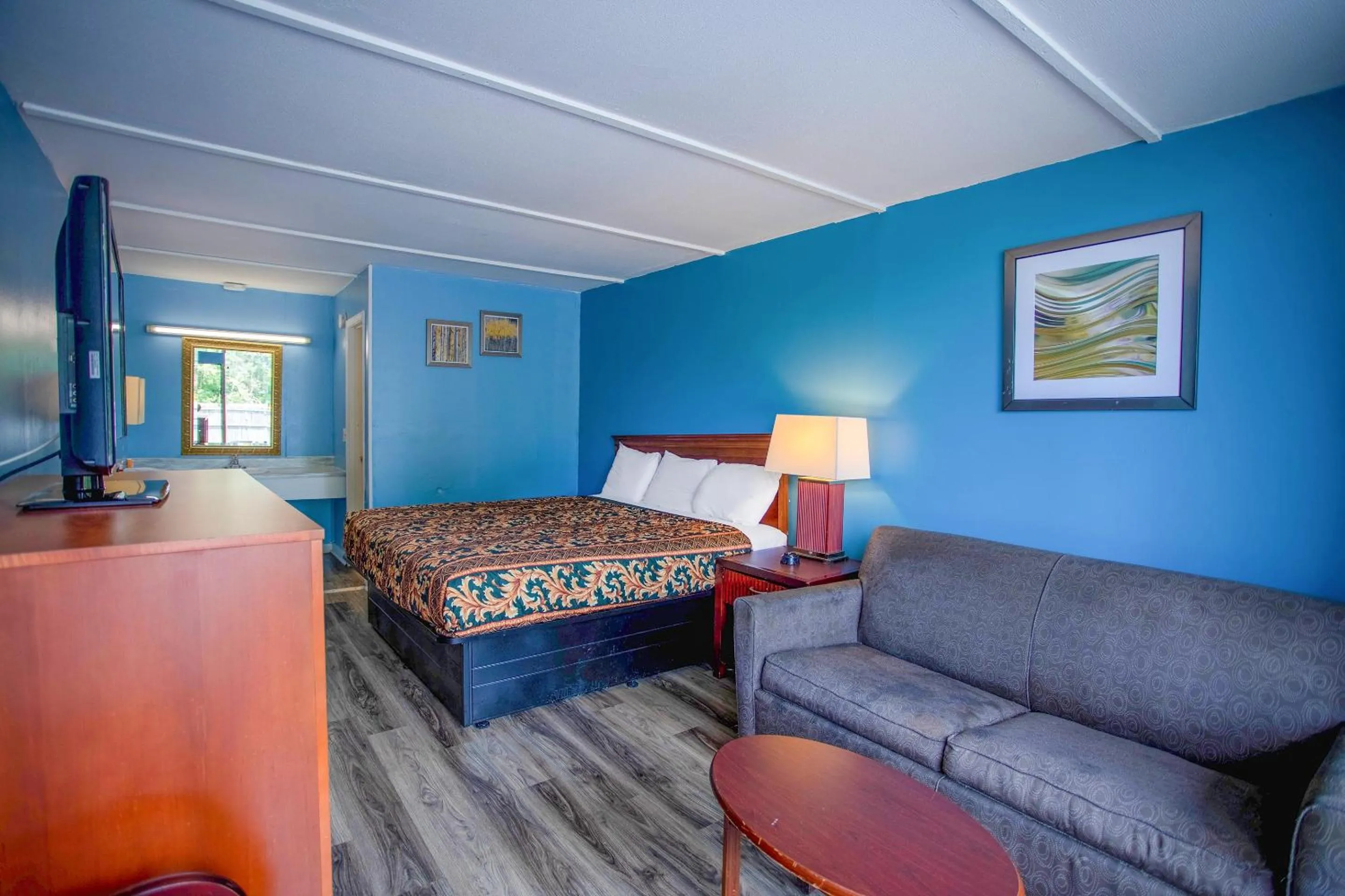 King Room in OYO Inn Kernersville