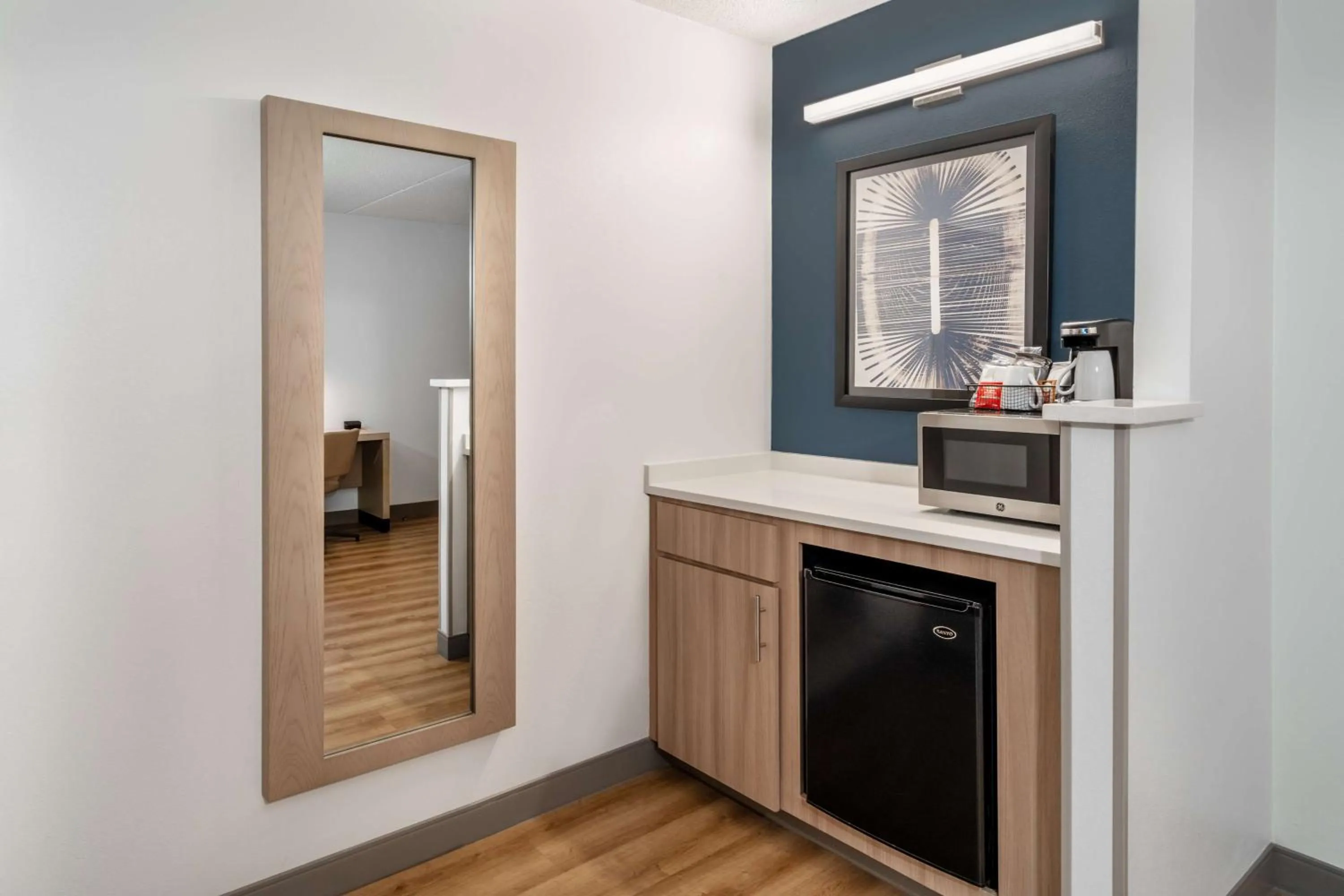 King Room with Sofa Bed - High Floor in Hyatt Place Mystic