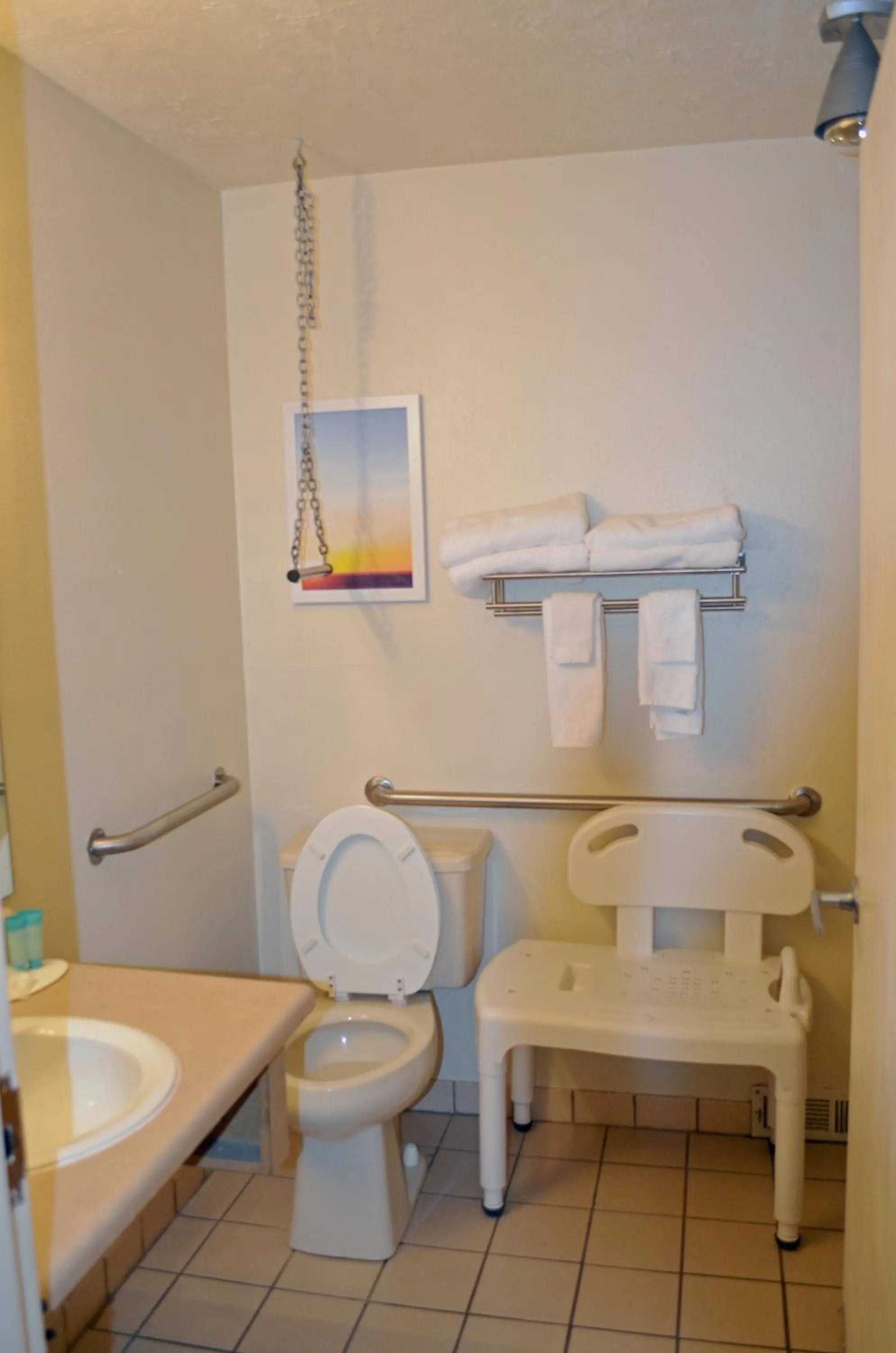 Queen Room - Disability Access in Hot Springs Hotel & Spa