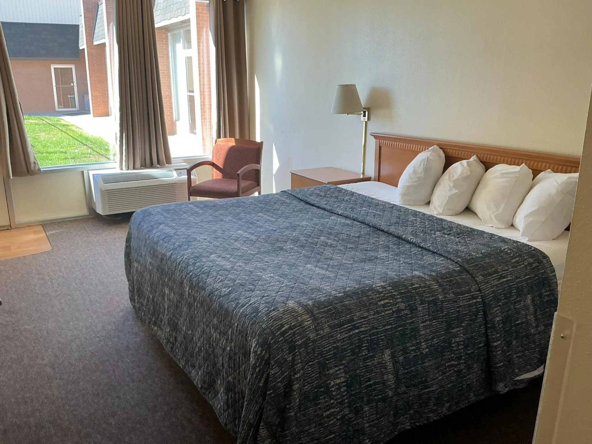 King Room in Hot Springs Hotel & Spa