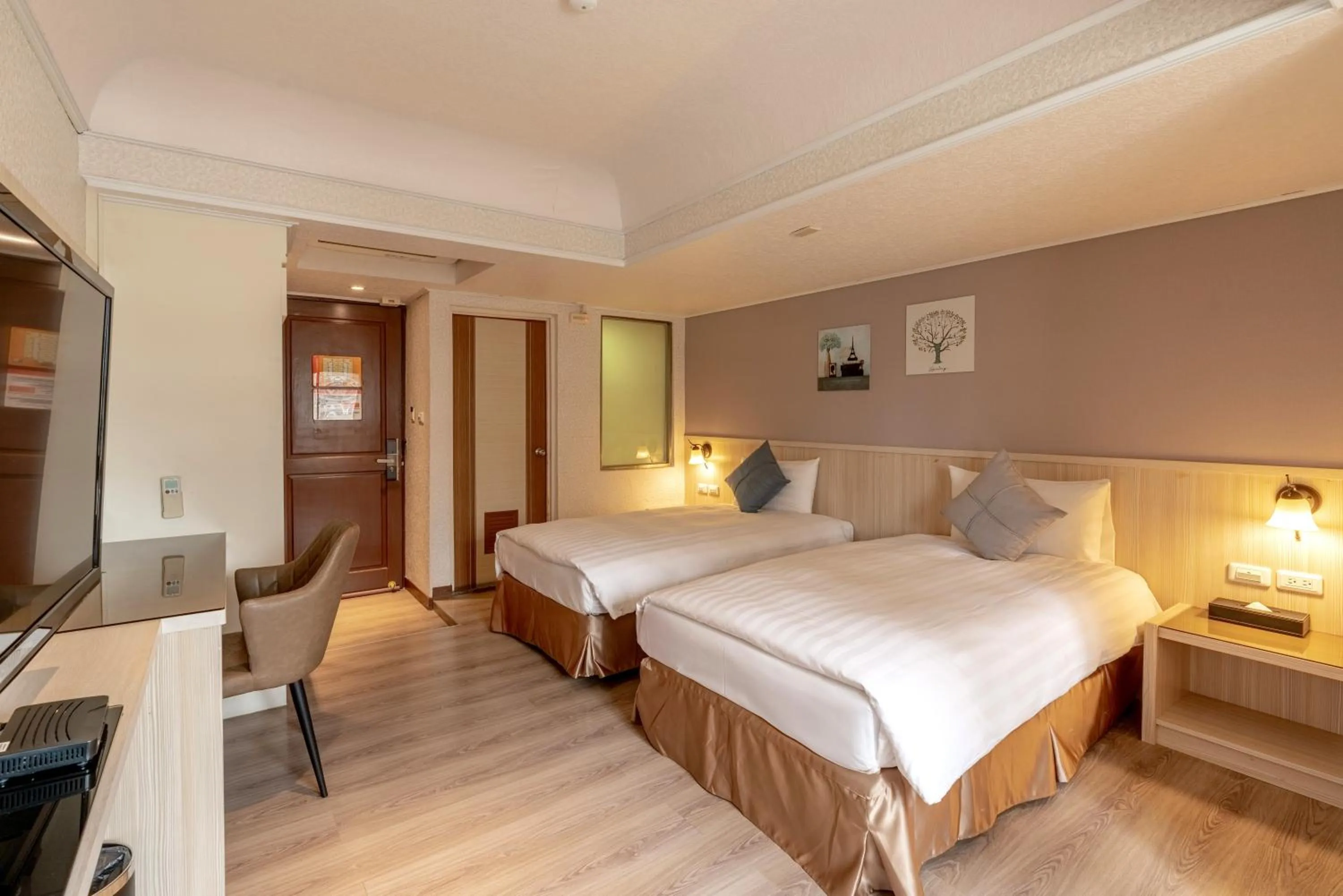 Standard Twin Room in Chillax Inn 知樂愛河館