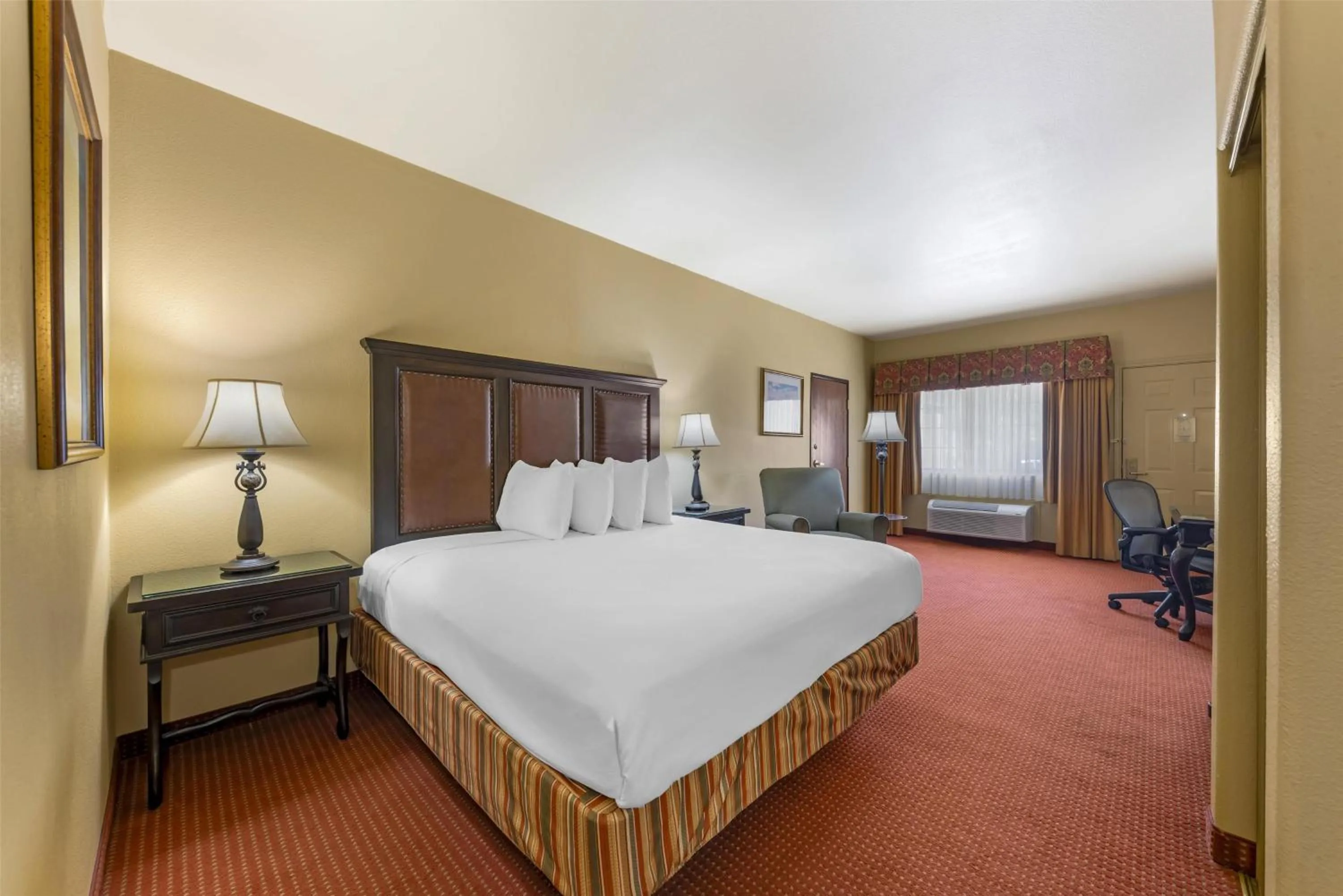 Executive King Room in Best Western San Isidro Inn