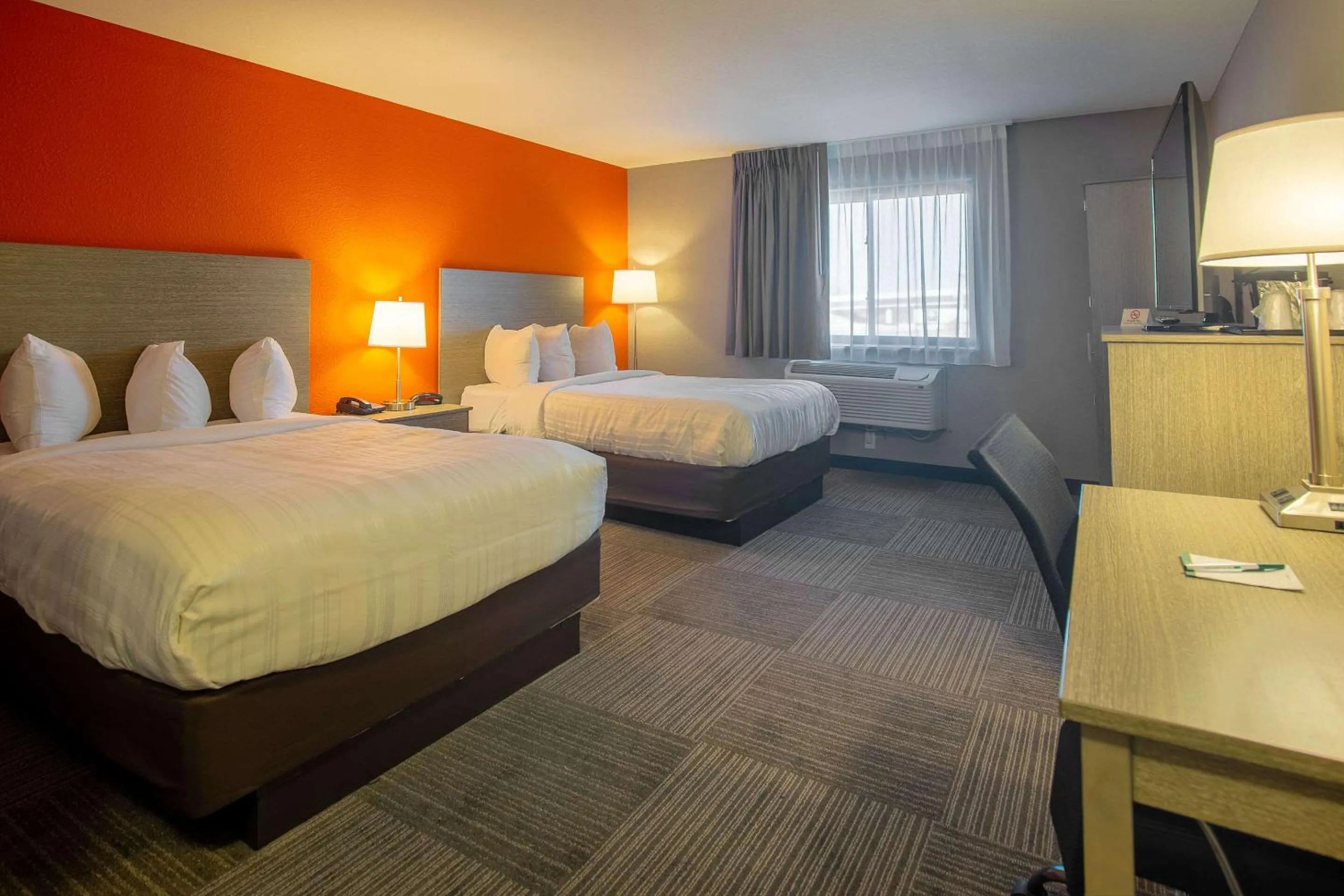 Double Room with Two Double Beds - Non-Smoking in Quality Inn & Suites Hammond Near I-8090
