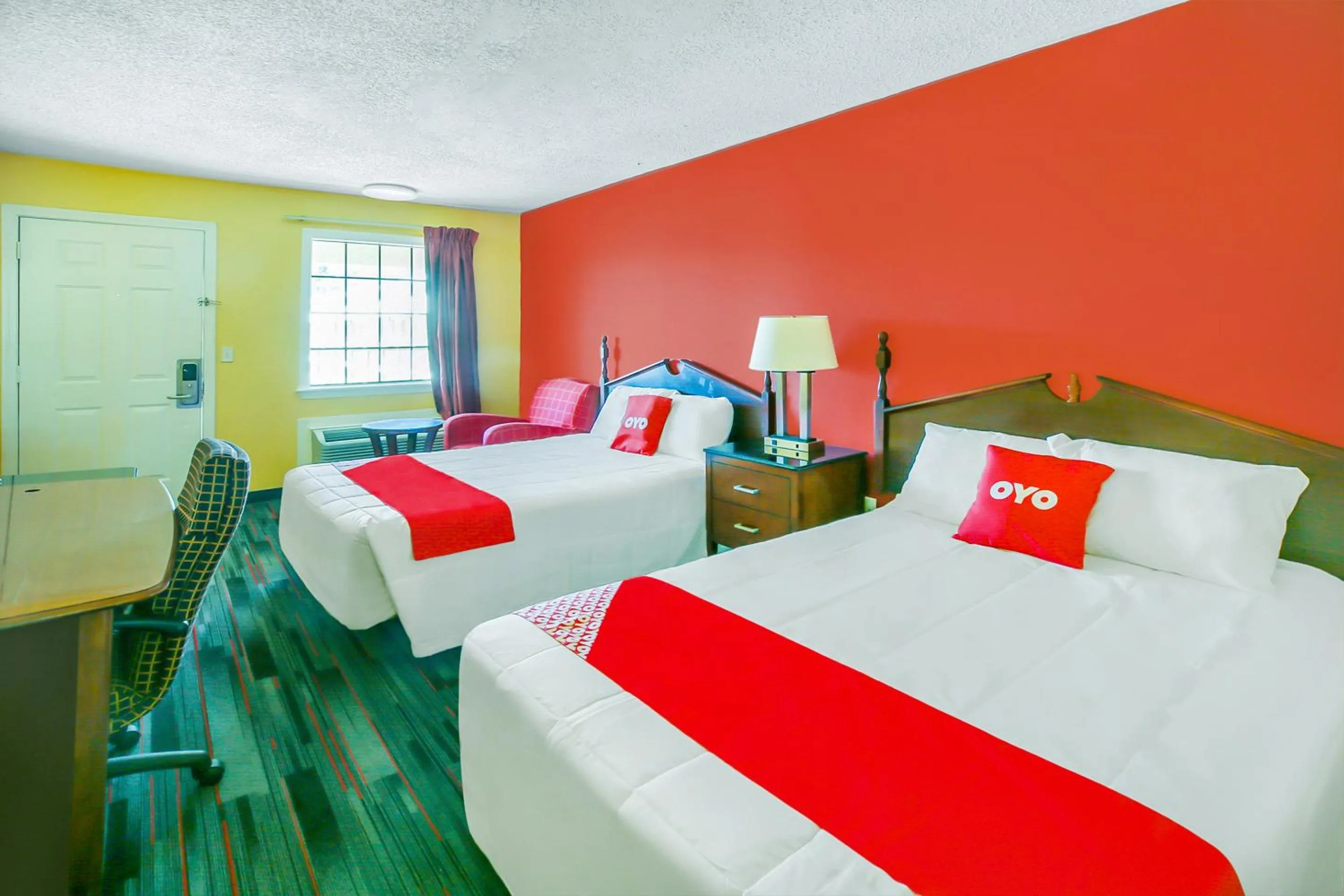 Double Room with Two Double Beds Smoking in OYO Hotel Jackson South I-55