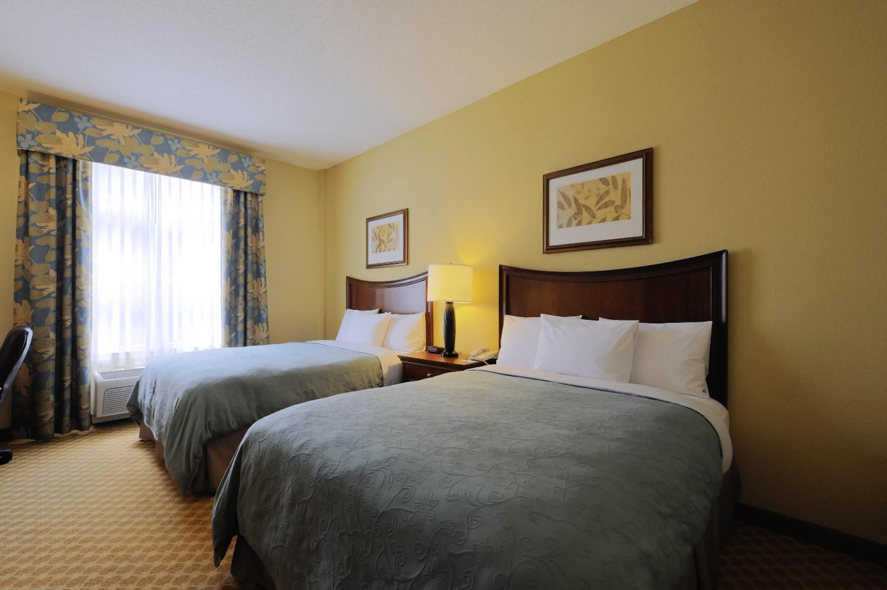 Queen Room with Two Queen Beds - Non-Smoking in Inn at Orangeburg