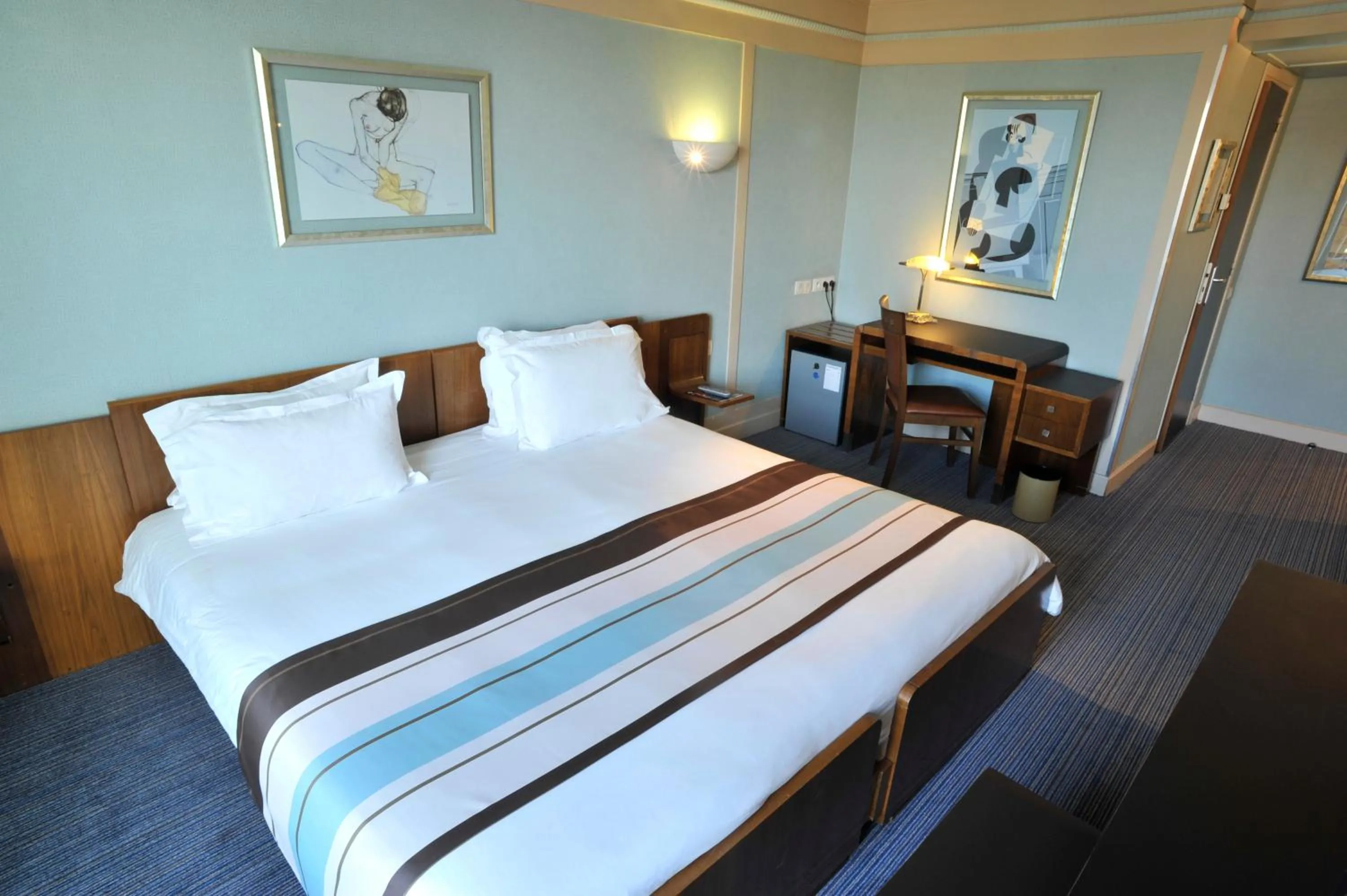 Privilege Double Room in Hotel Art Deco Euralille