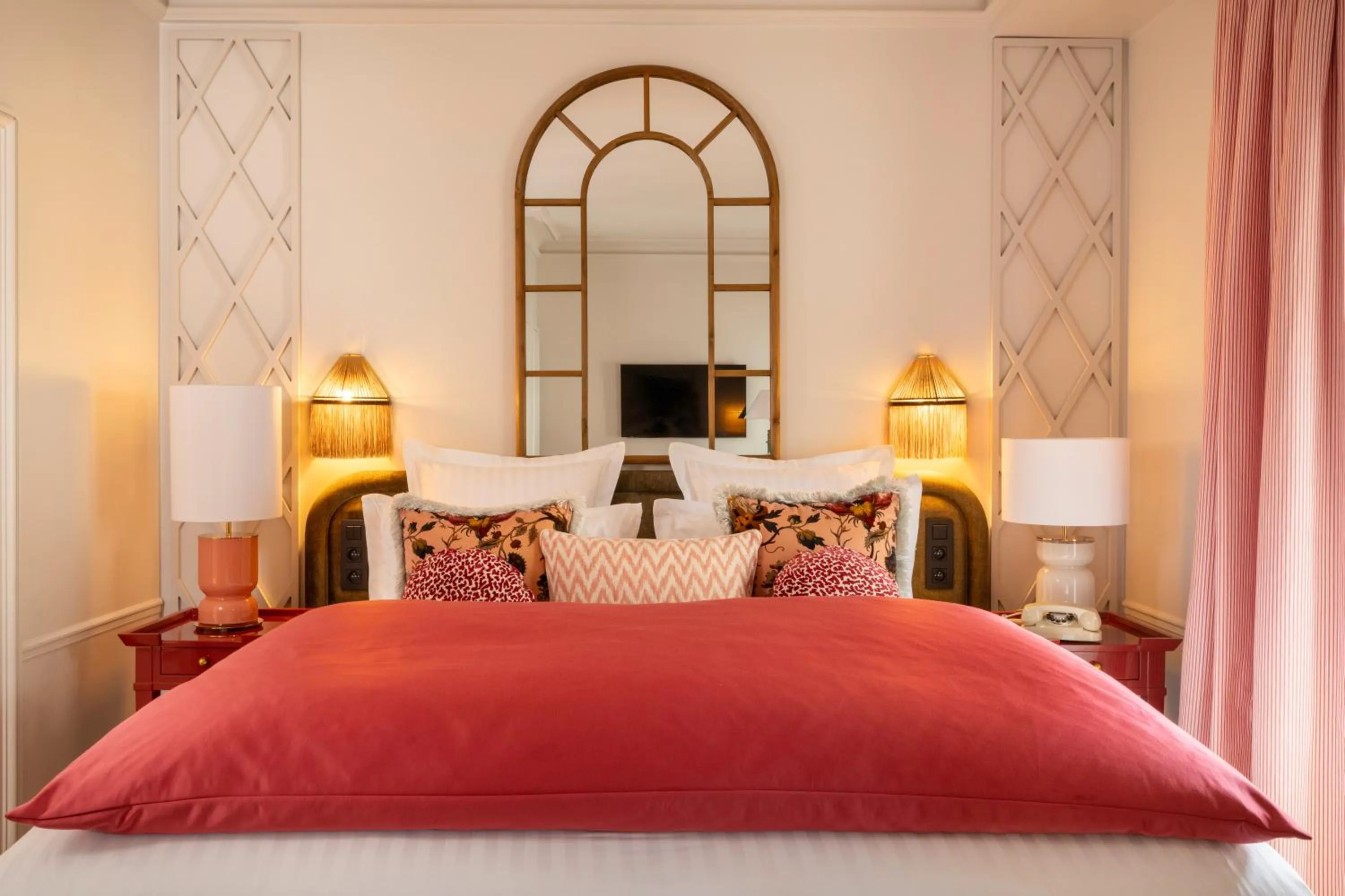 Superior Double Room with Balcony and with Spa Access in Hôtel Le Lavoisier & Spa