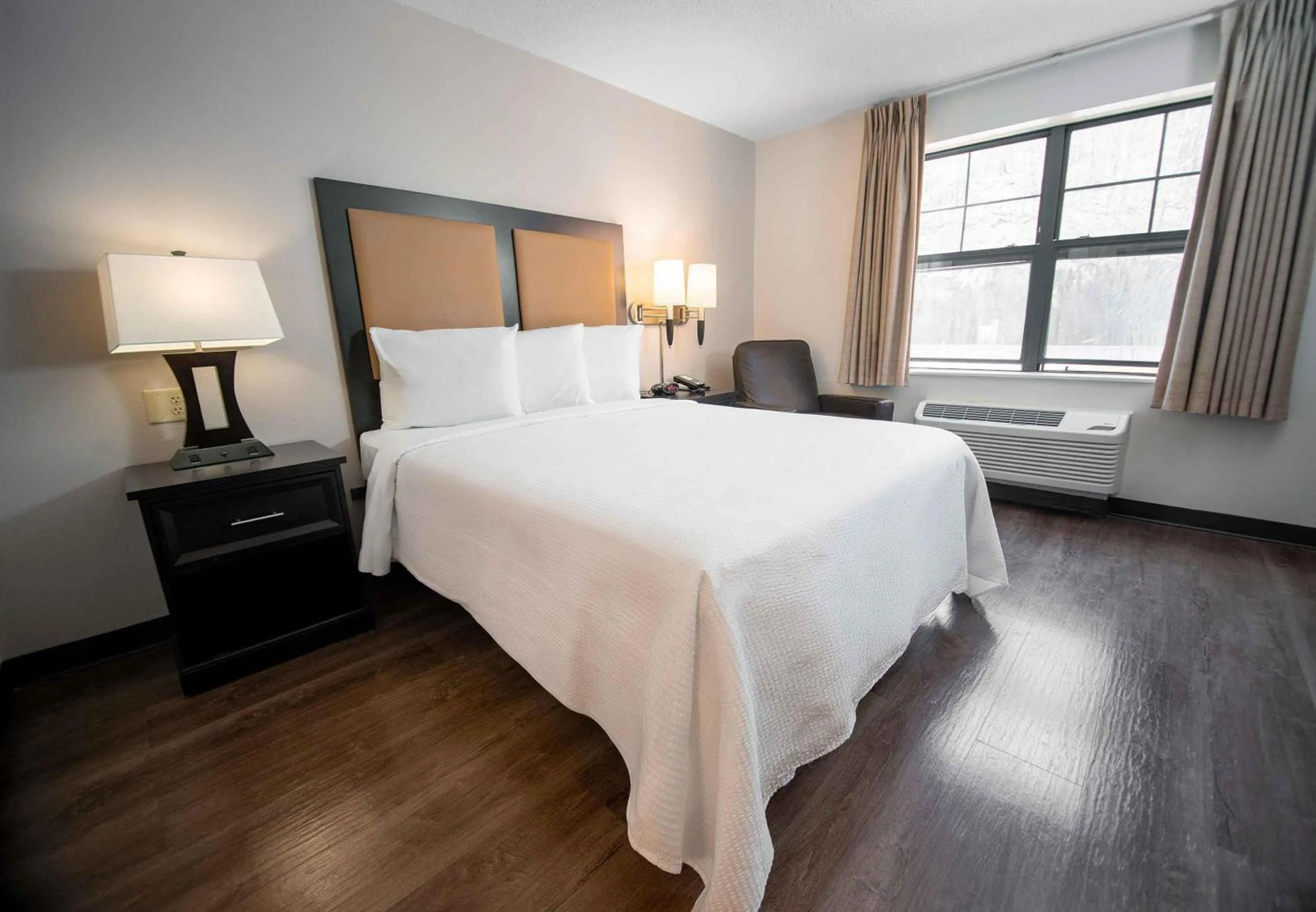 Queen Studio - Non-Smoking in Extended Stay America Suites - Melbourne - Airport