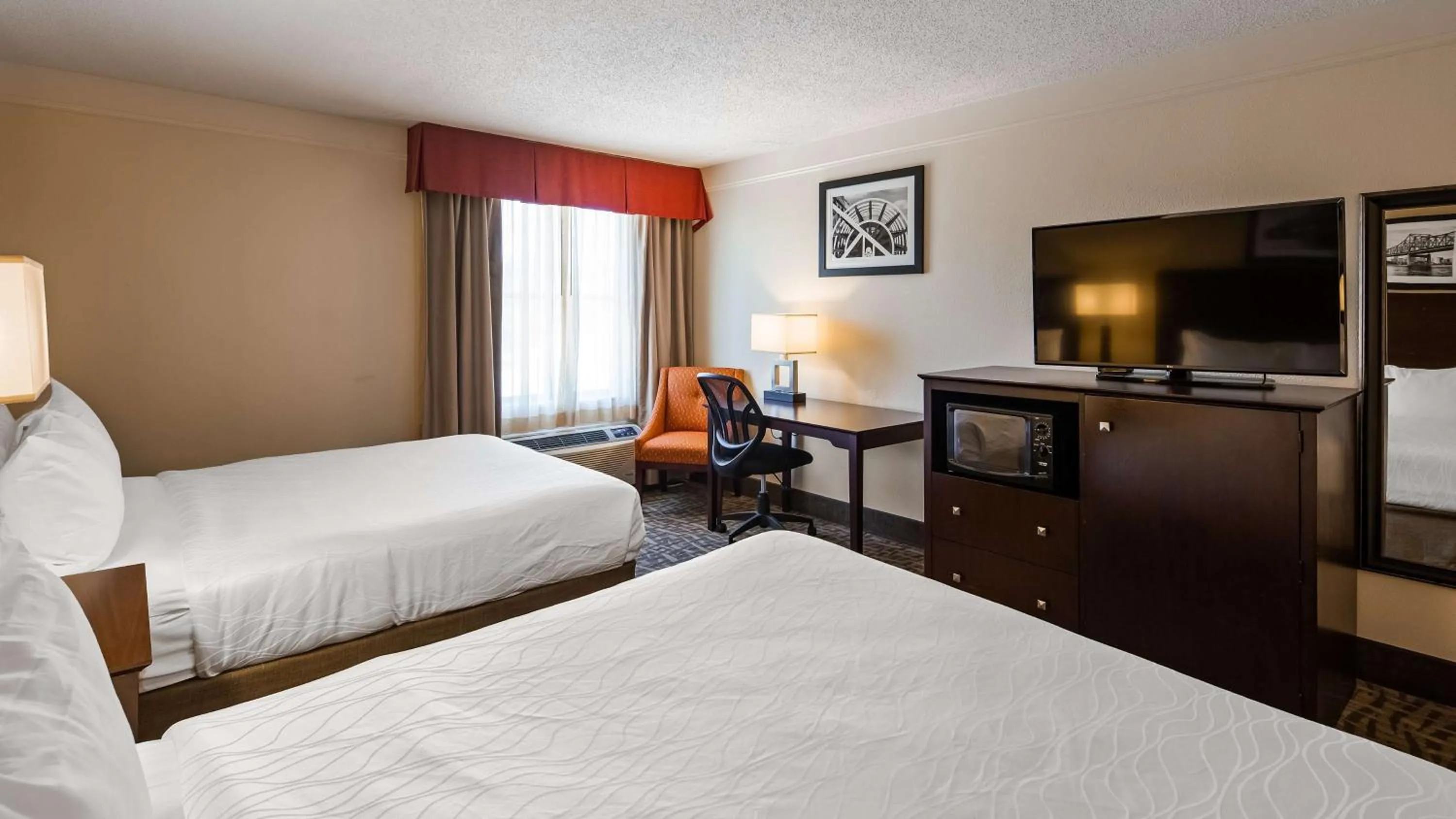 Queen Room with Two Queen Beds - Non Smoking in Best Western Plus Peoria